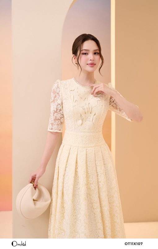 OT11X107 - Đầm ren lưới thêu hoa 3D