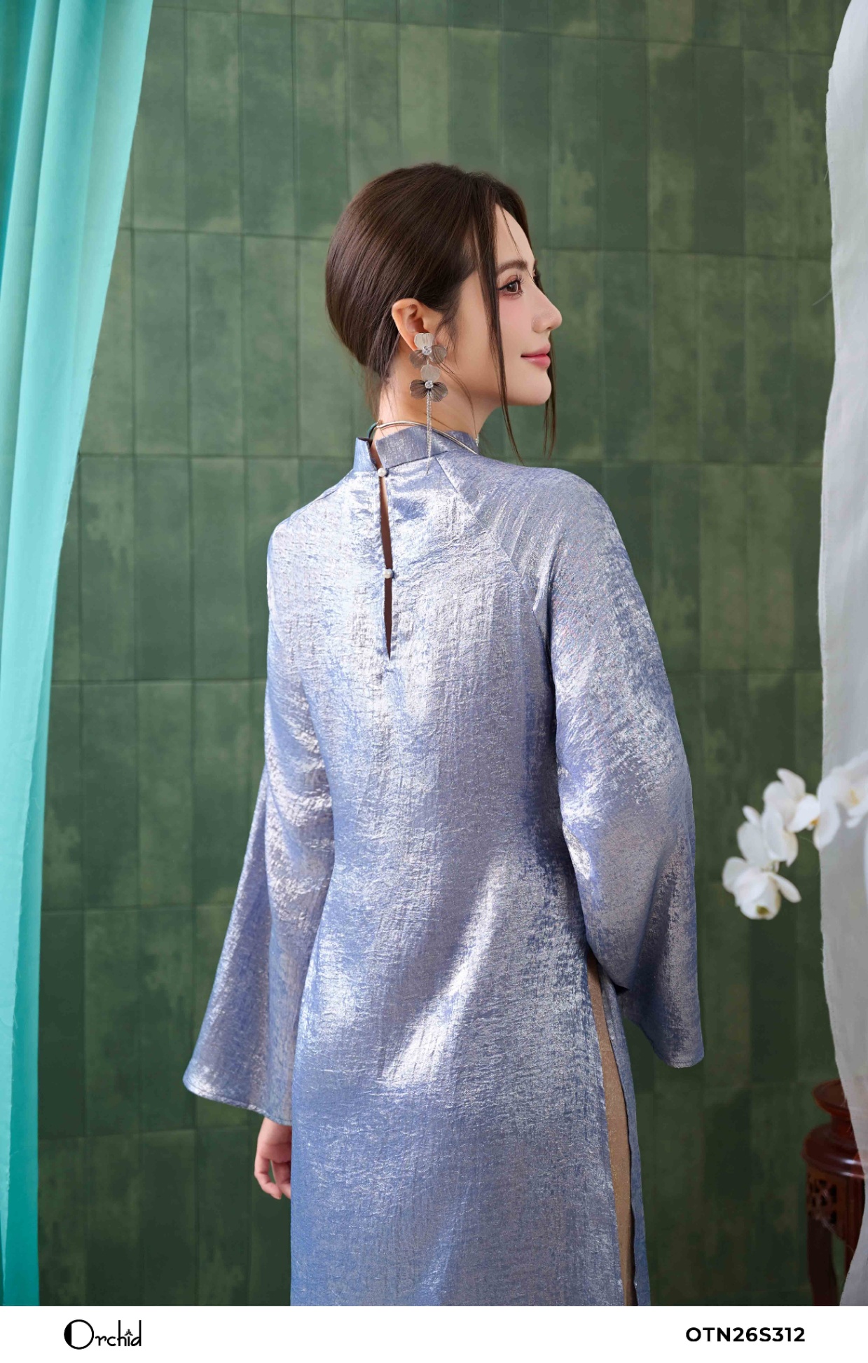 OTN26S312 - Sét bộ áo dài lụa nhũ ánh kim