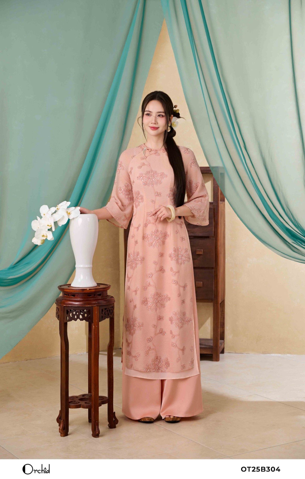 OT25B304 - Sét bộ áo dài tơ thêu hoa 3D nổi kim sa