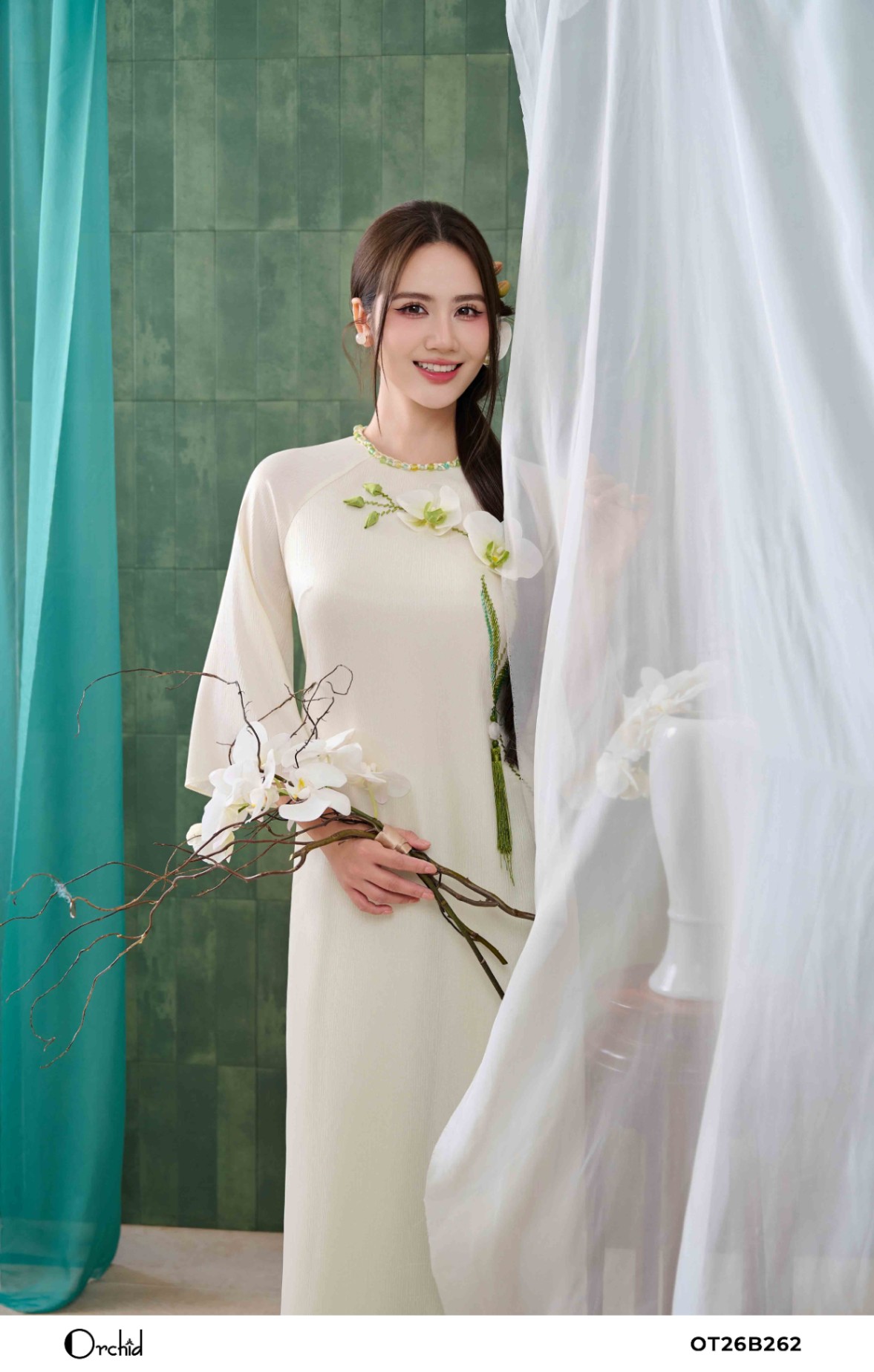 OT26B262 - Sét bộ áo dài lụa ánh nhũ