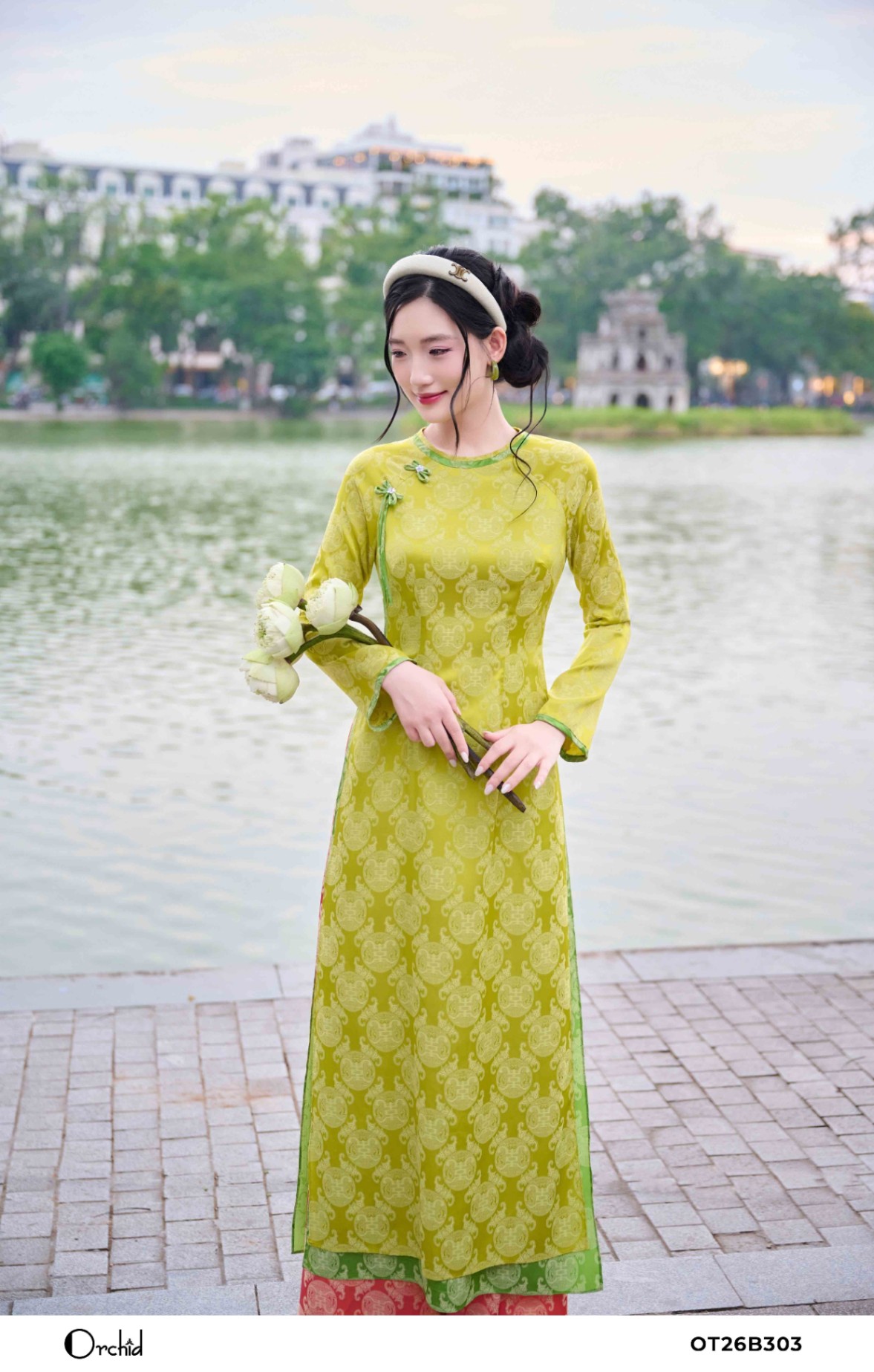 OT26B303 - Sét bộ áo dài lụa gấm họa tiết chữ thọ