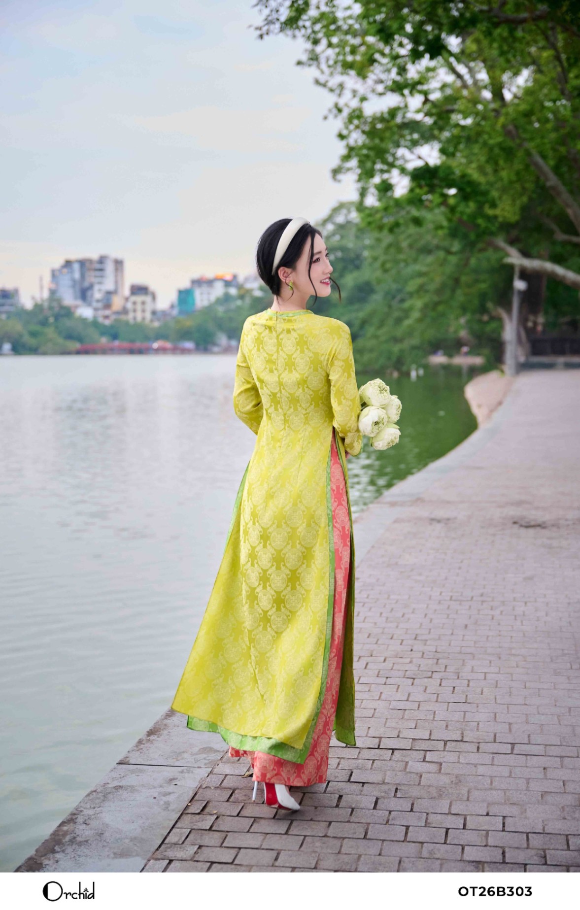 OT26B303 - Sét bộ áo dài lụa gấm họa tiết chữ thọ