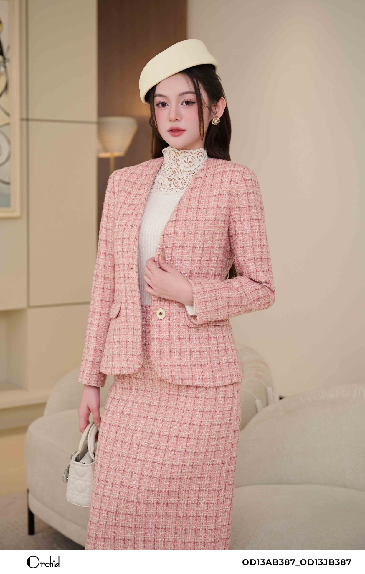 OD13AB387 - Bộ dạ tweed kẻ kim tuyến
