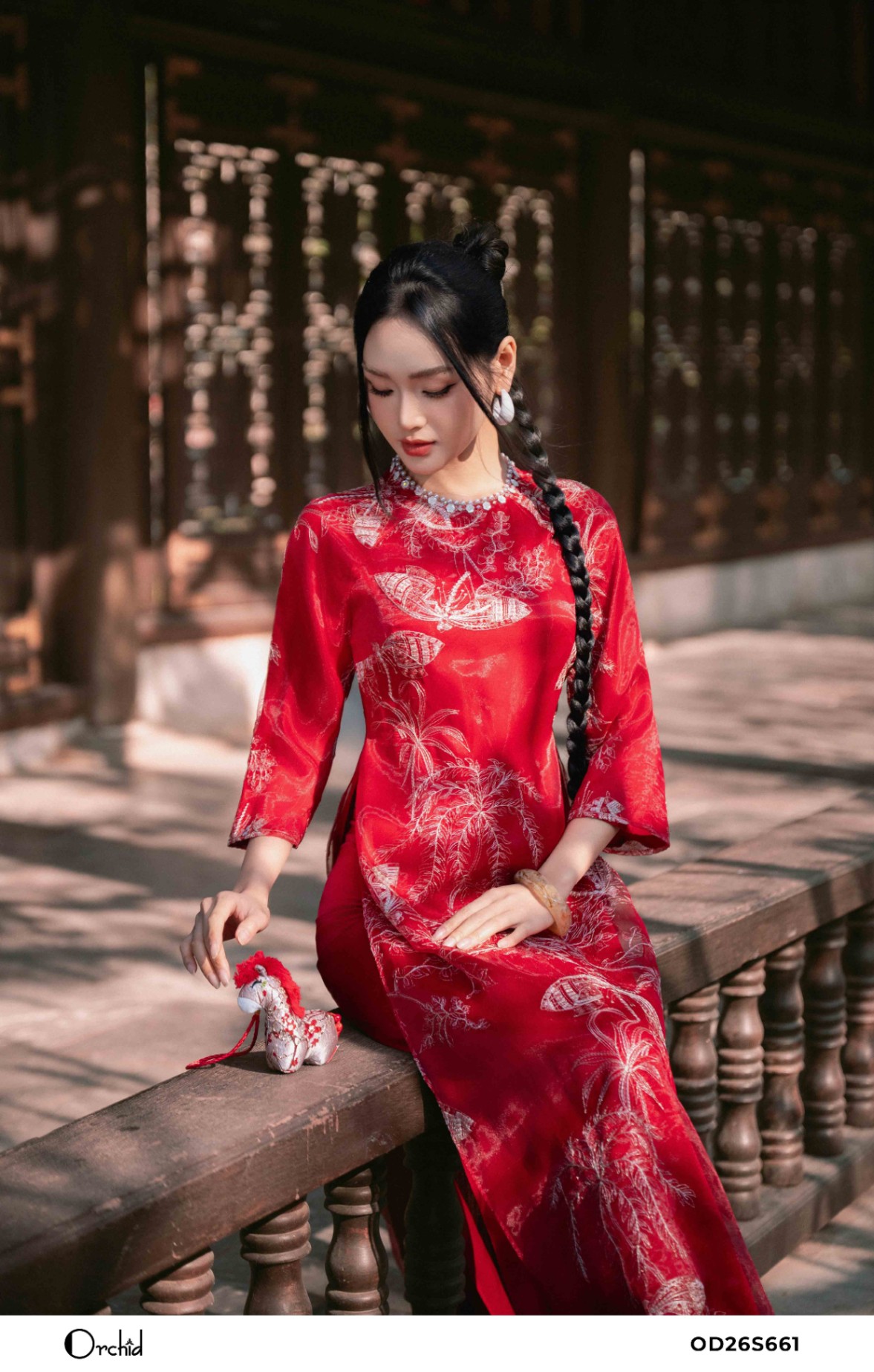 OD26S661 - Sét bộ áo dài tơ thêu họa tiết 3D