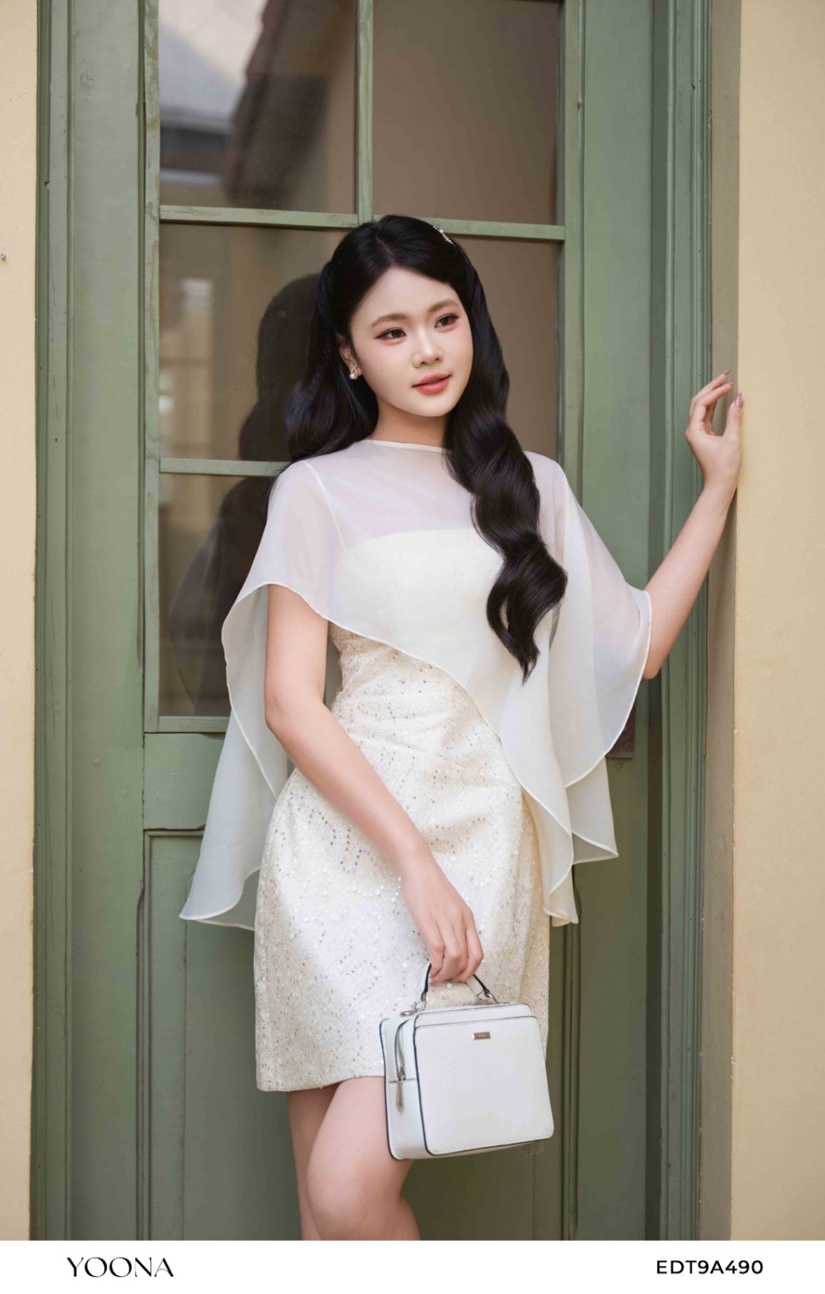 OHB9X549 - Đầm tơ nhăn