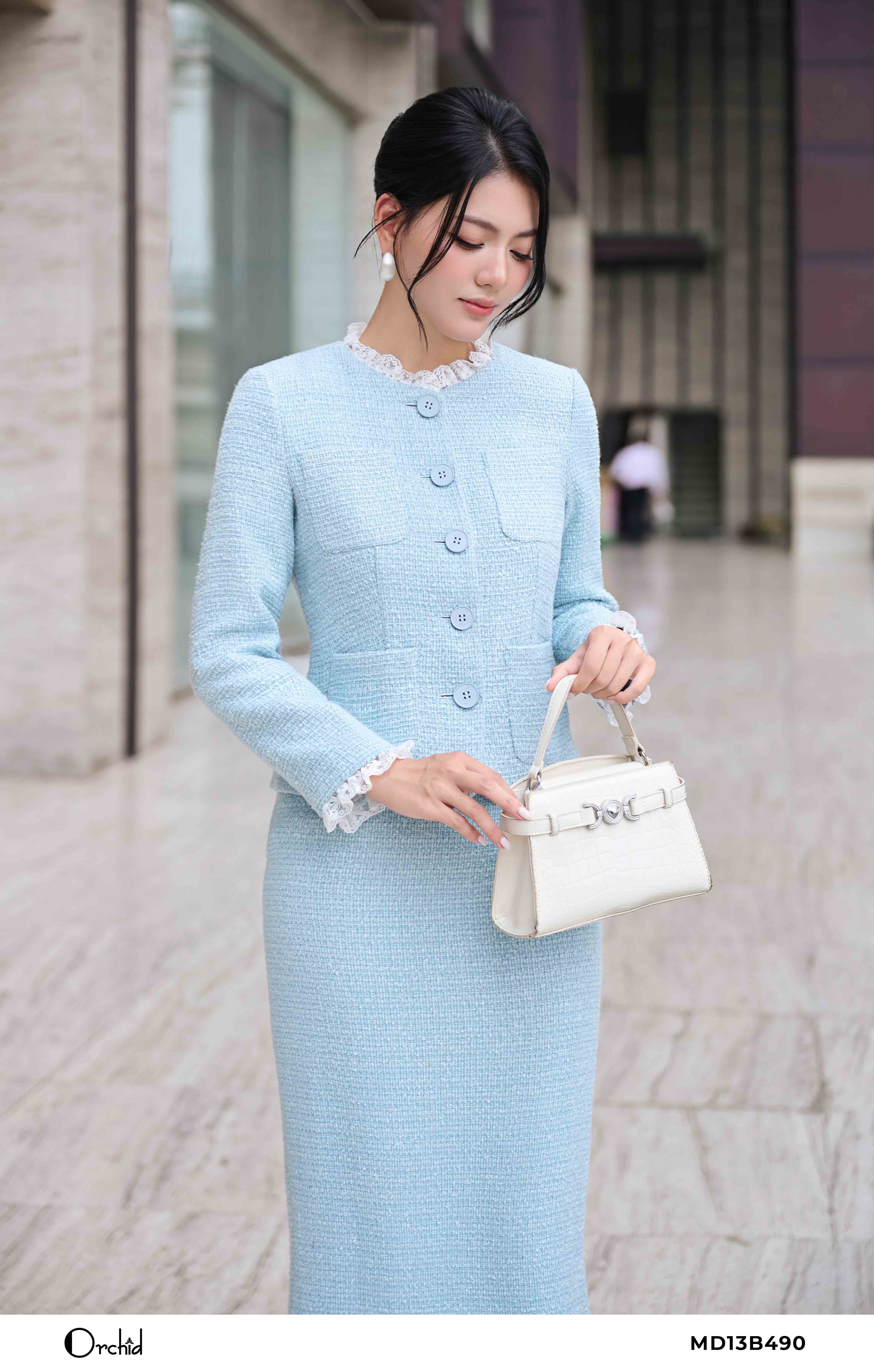 MD13B490 - Bộ dạ tweed kẻ kim tuyến