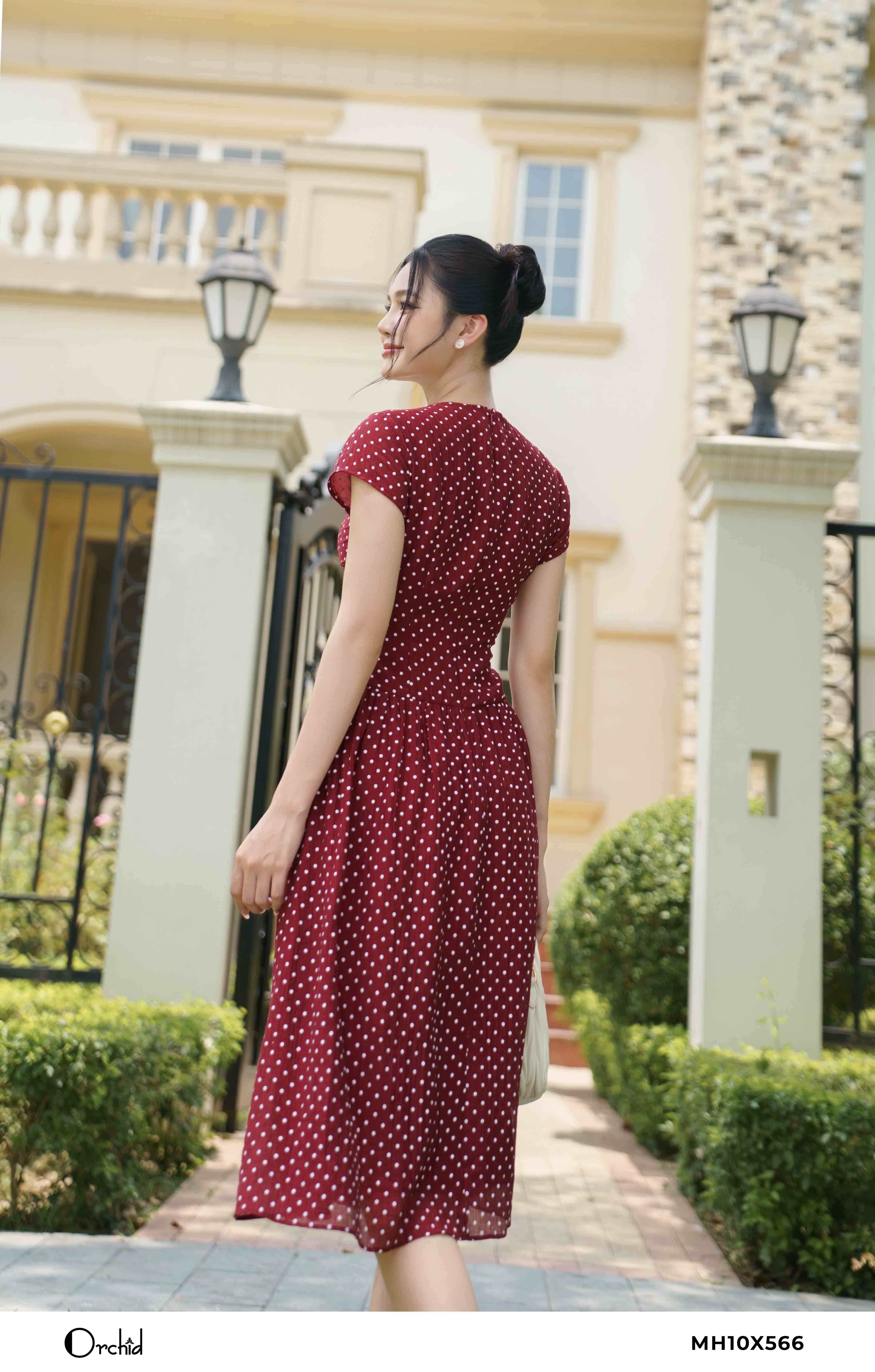 MH10X566 - Đầm vân tơ kẻ chấm bi