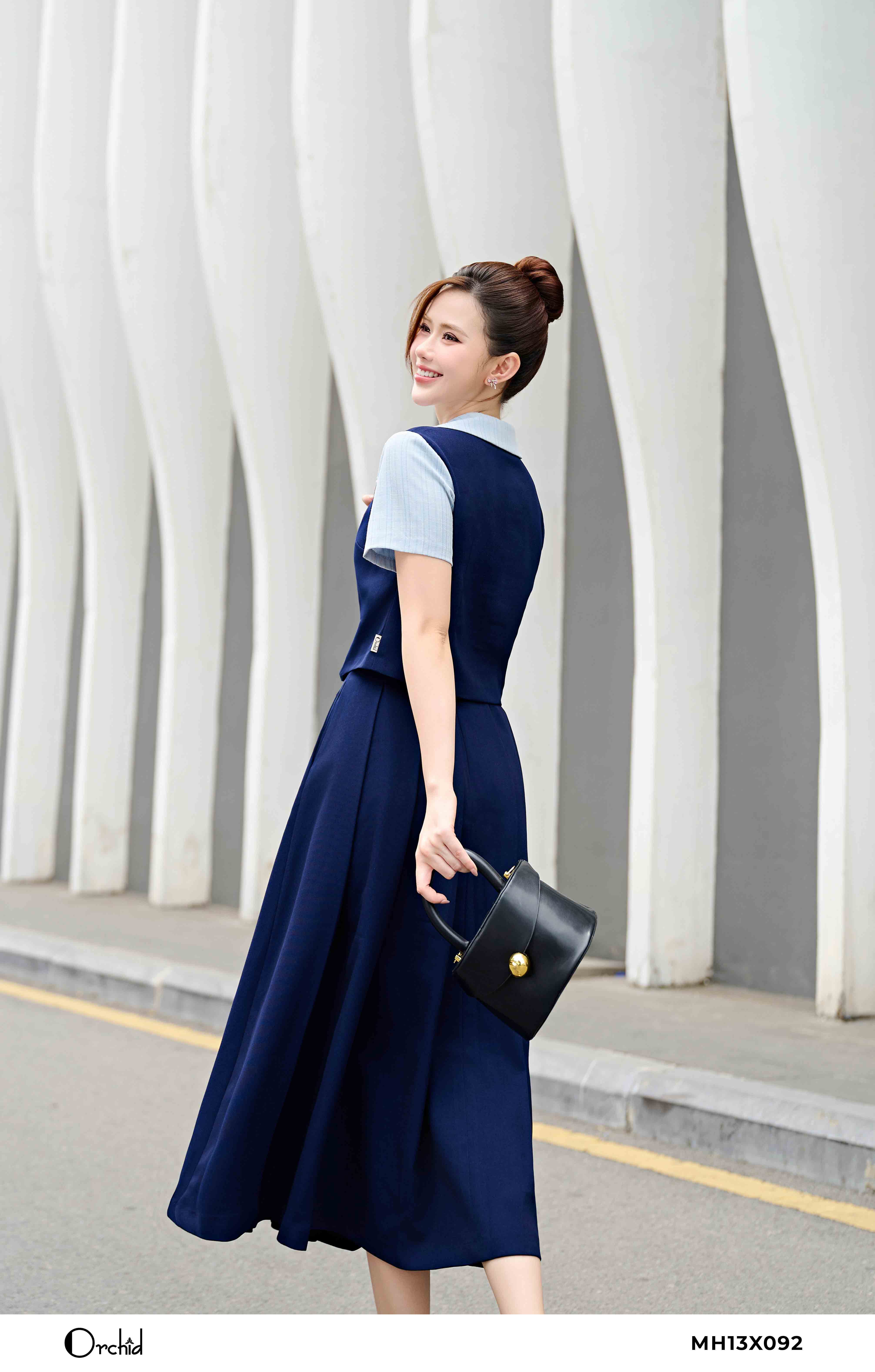 MH13X092 - Bộ tuyết mưa