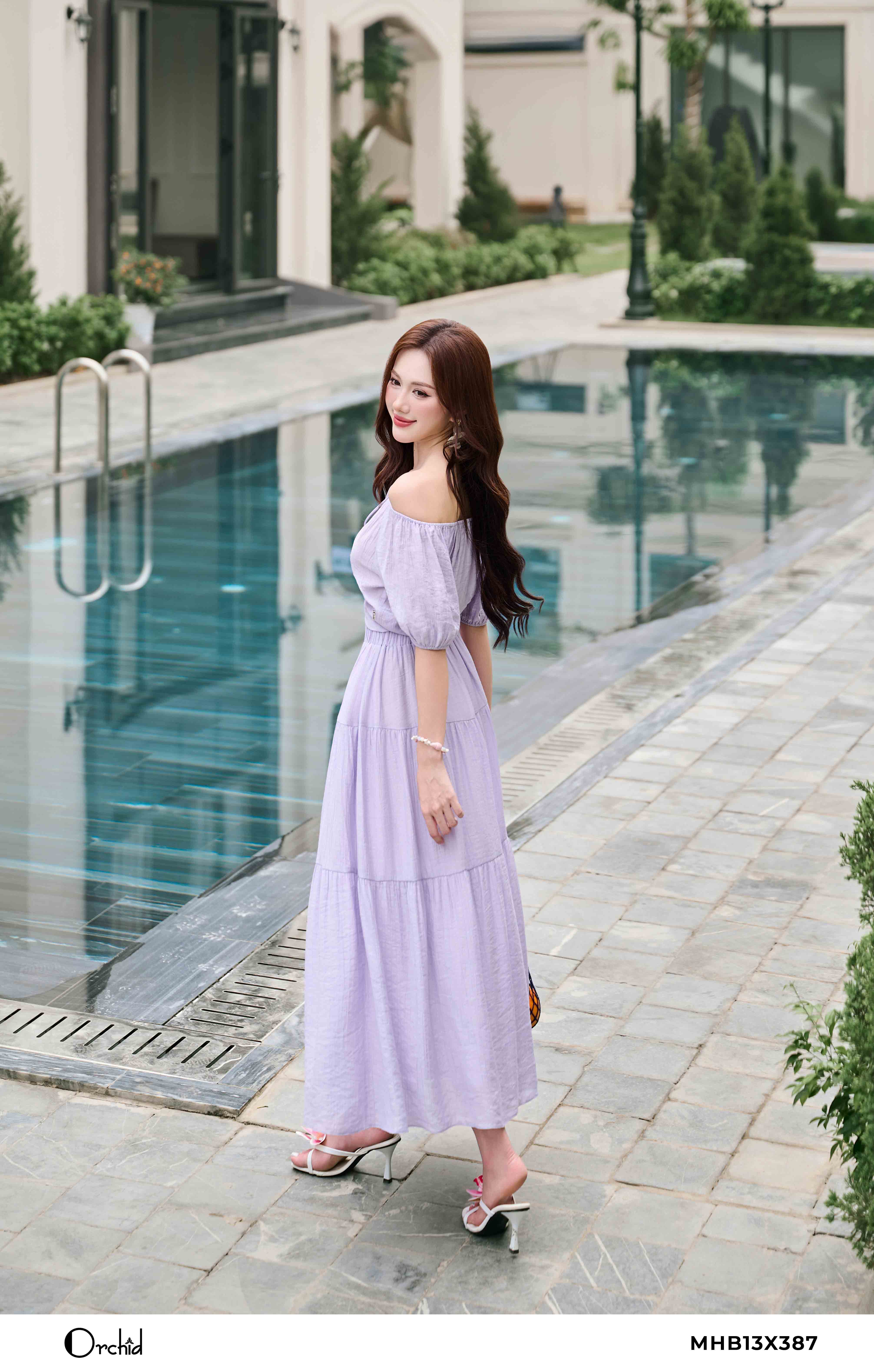 MHB13X387 - Bộ đũi vân