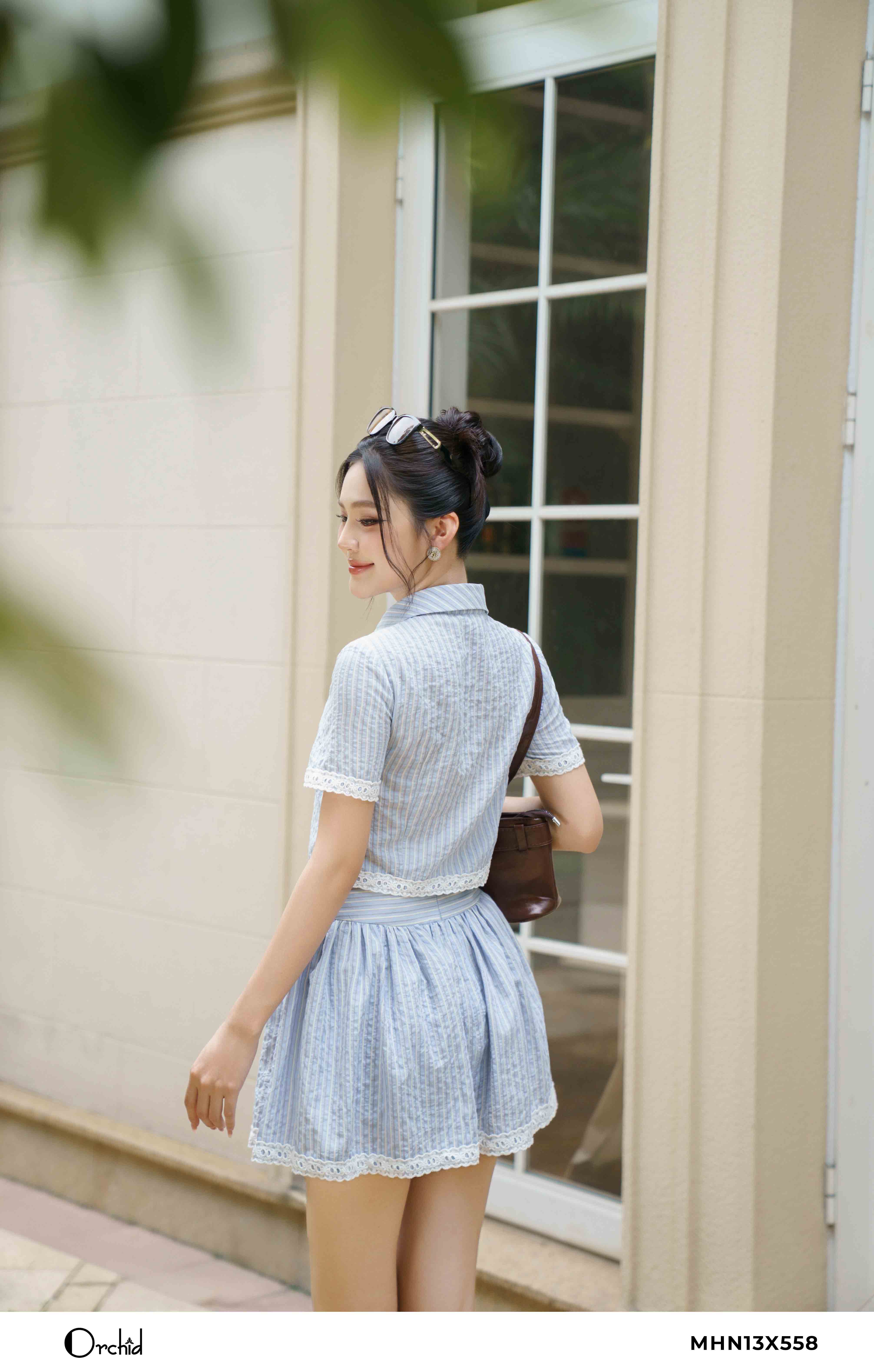 MHN13X558 - Bộ đũi vân