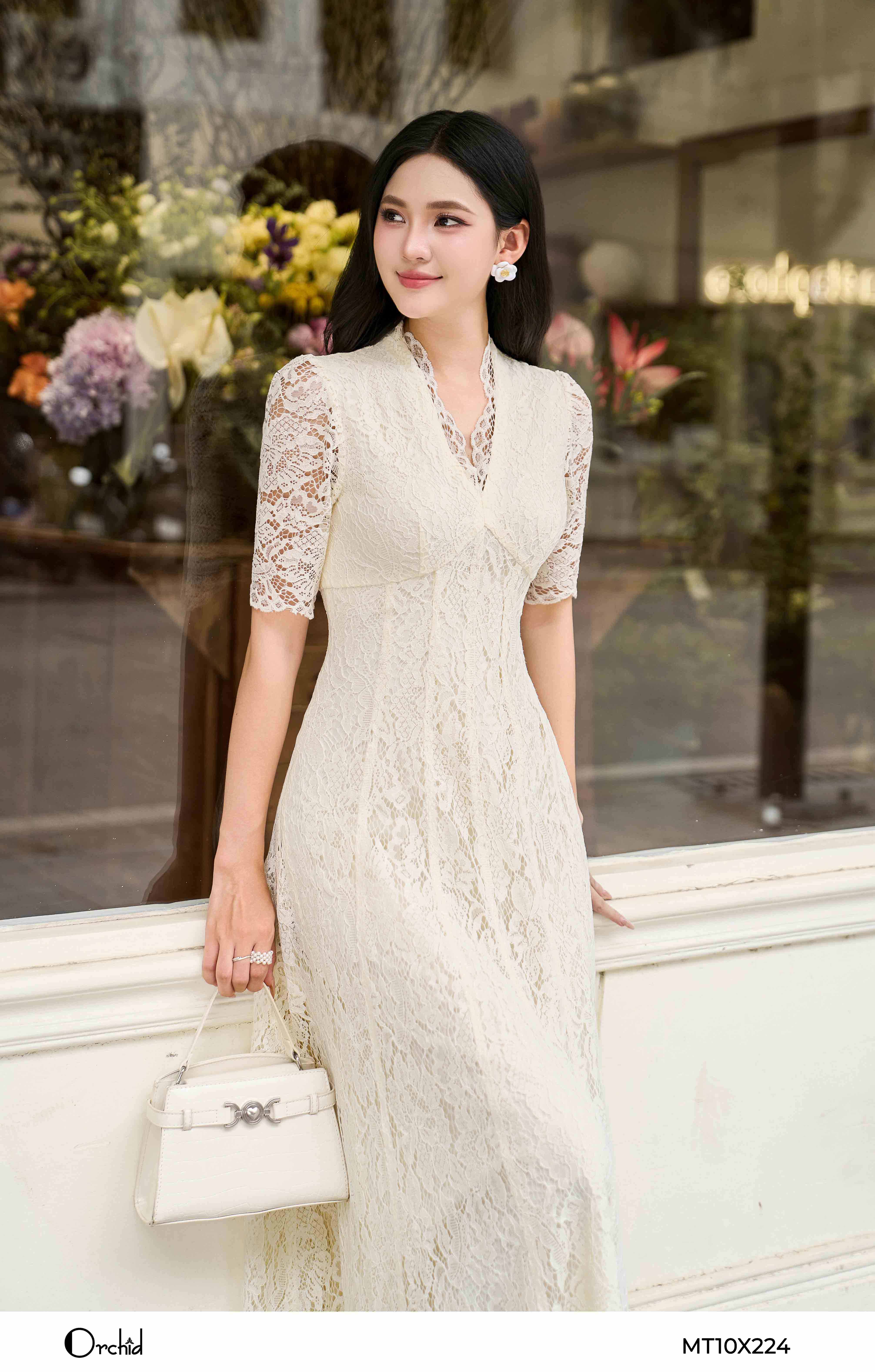 MT10X224 - Đầm ren họa tiết