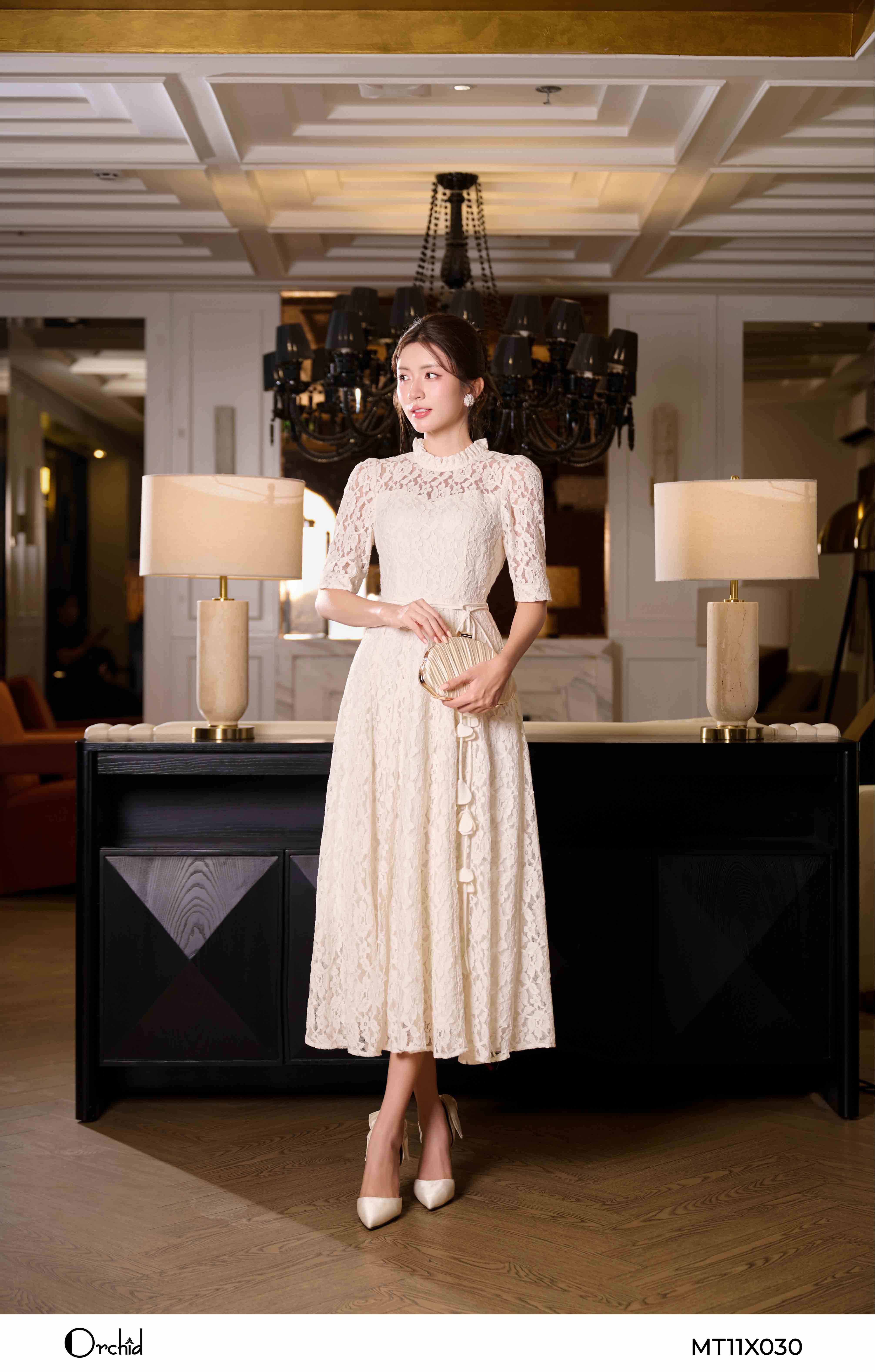 MT11X030 - Đầm ren hoa