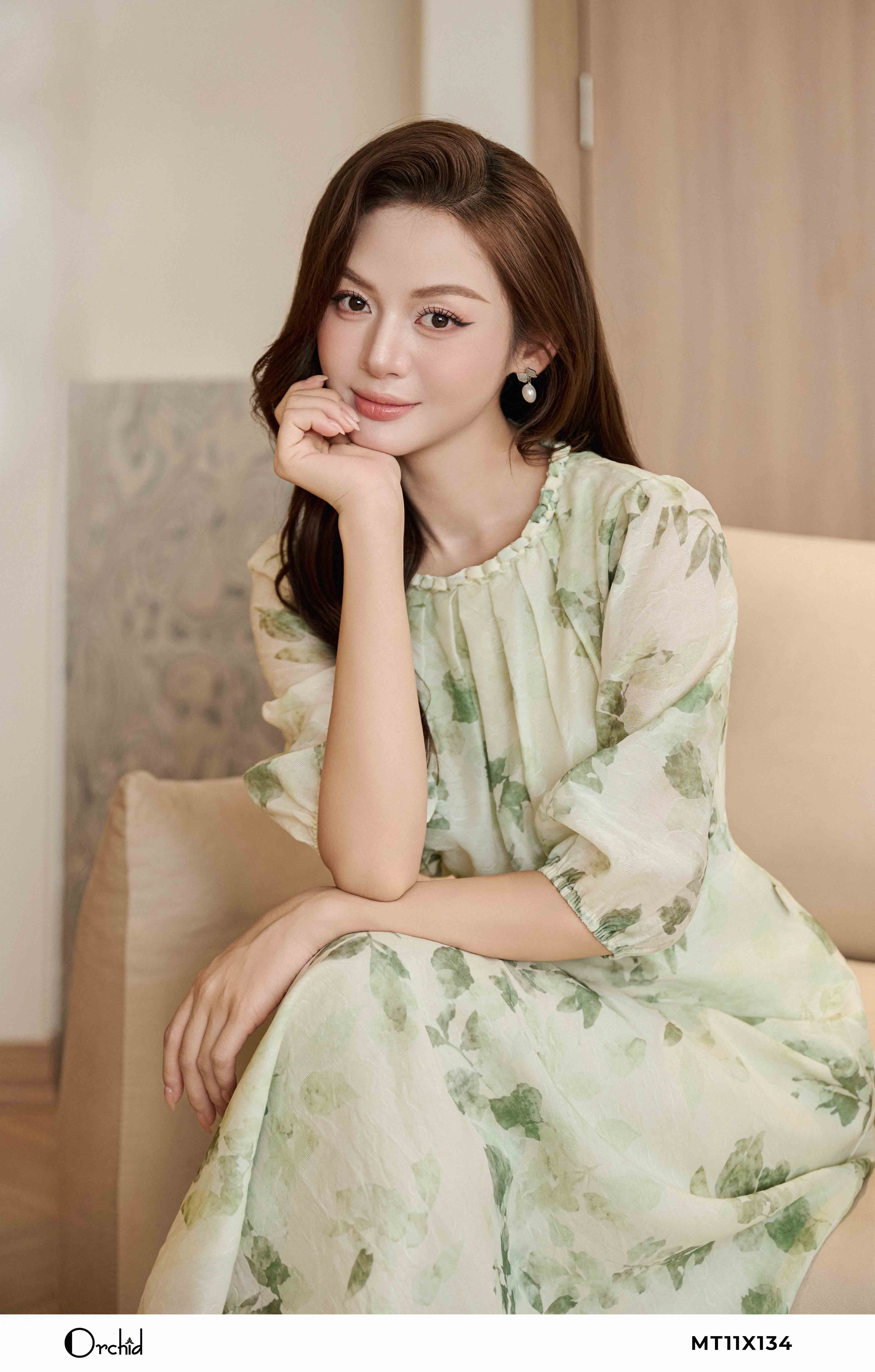 MT11X134 - Đầm tơ dập vân hoa