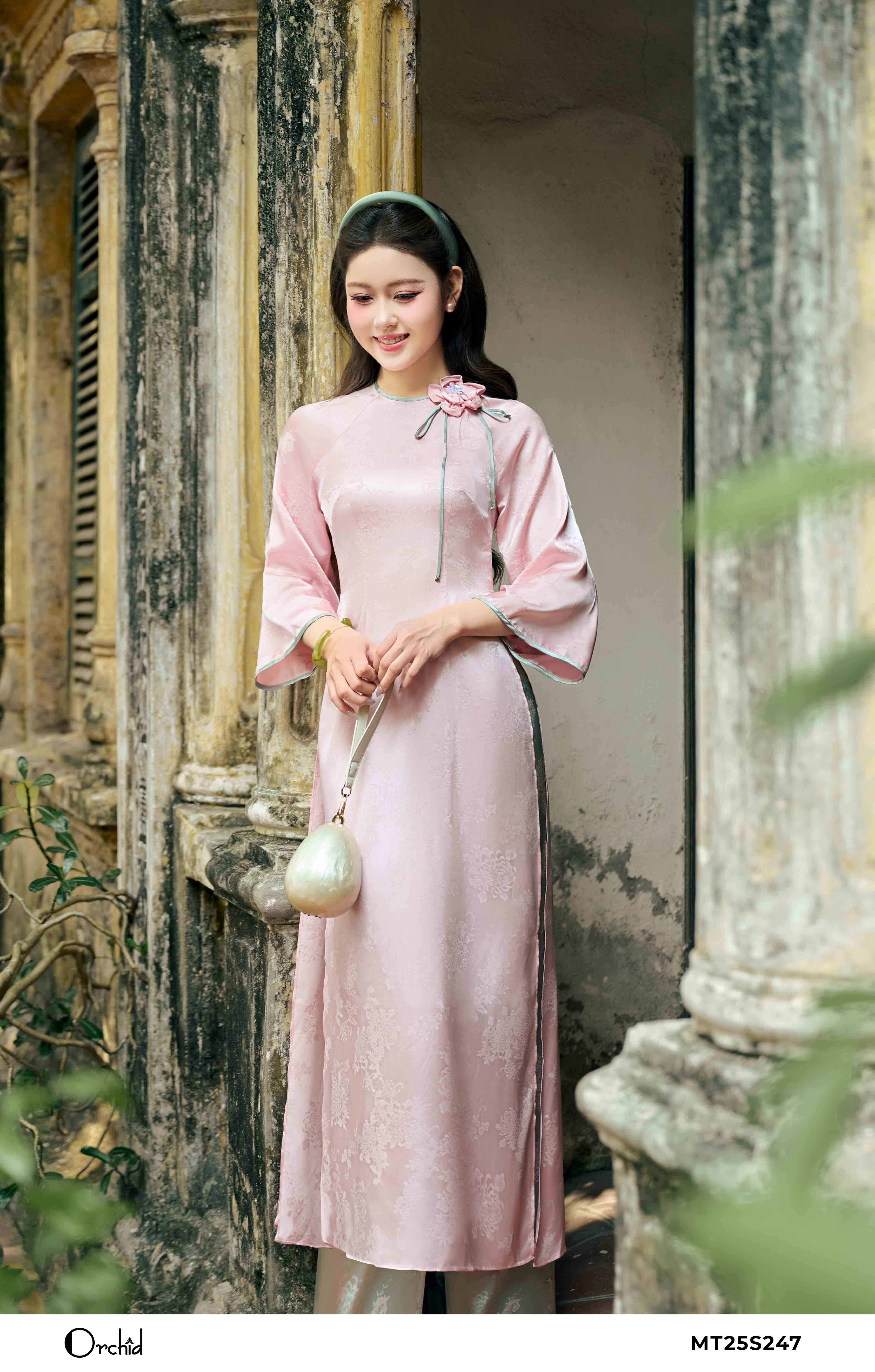 MT25S247 - Bộ lụa hoa cúc đại đóa