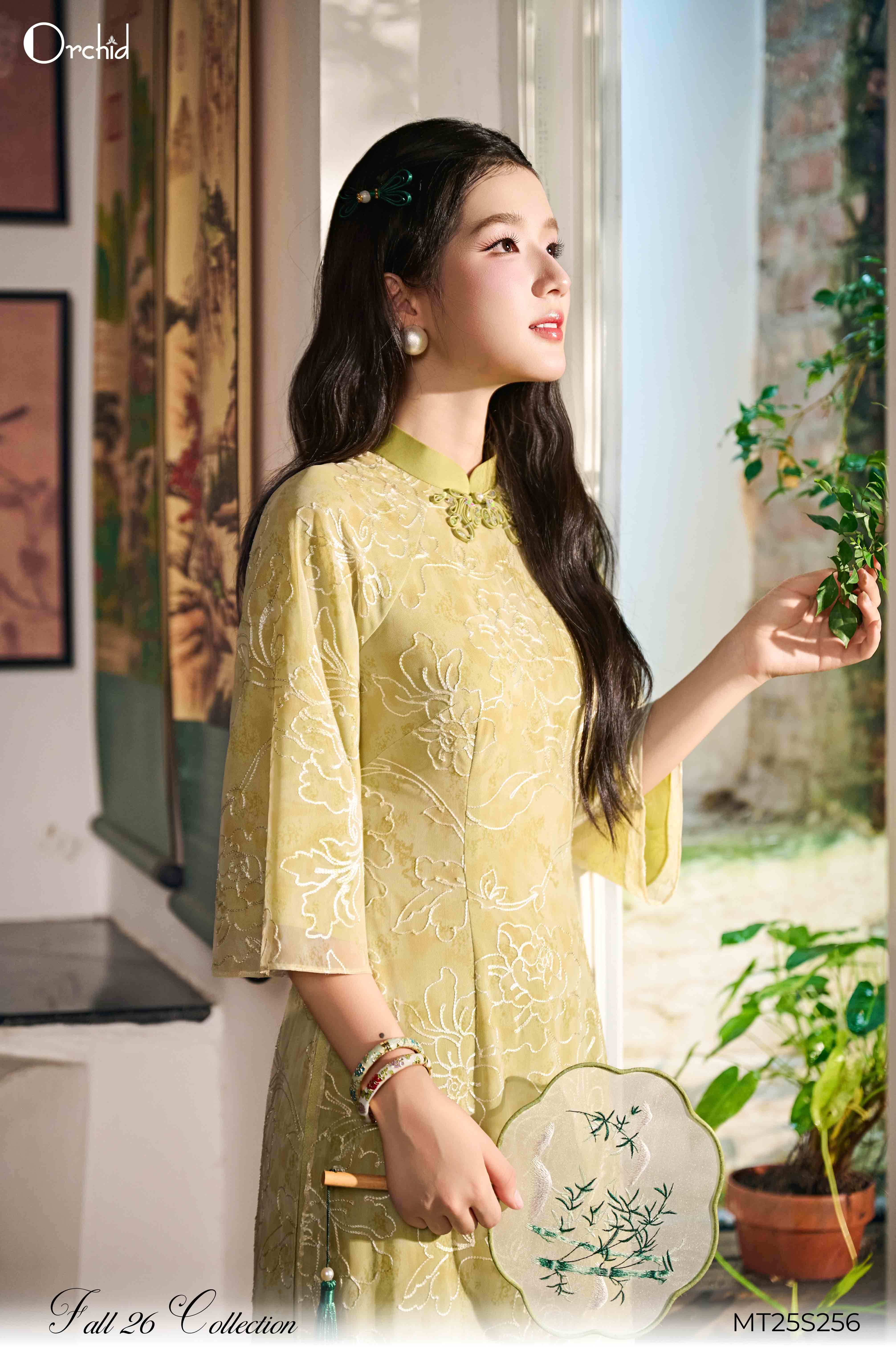 MT25S256 - Bộ áo dài lưới họa tiết thêu hoa nổi