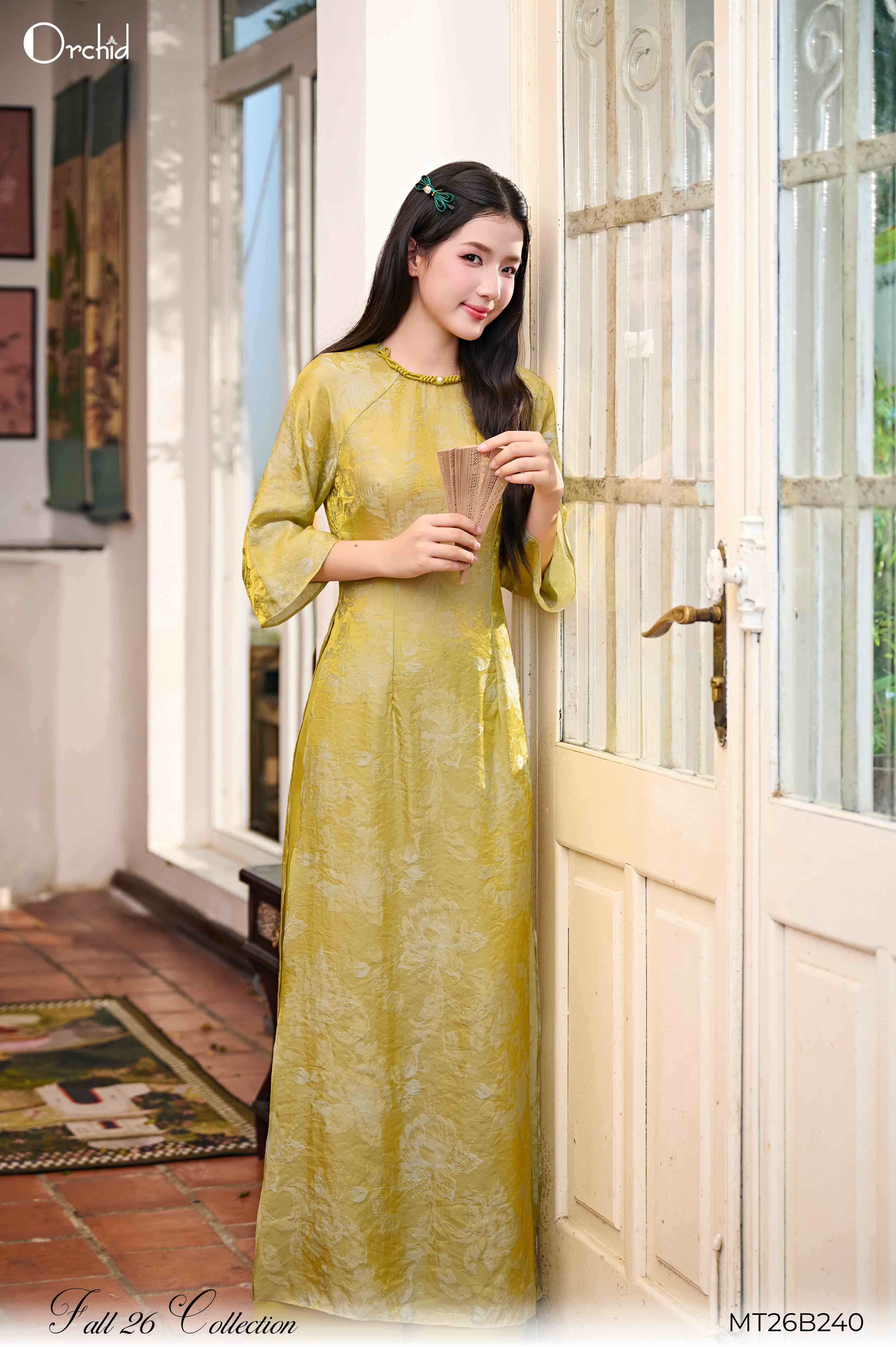 MT26B240 - Bộ áo dài tơ ánh họa tiết hoa nổi