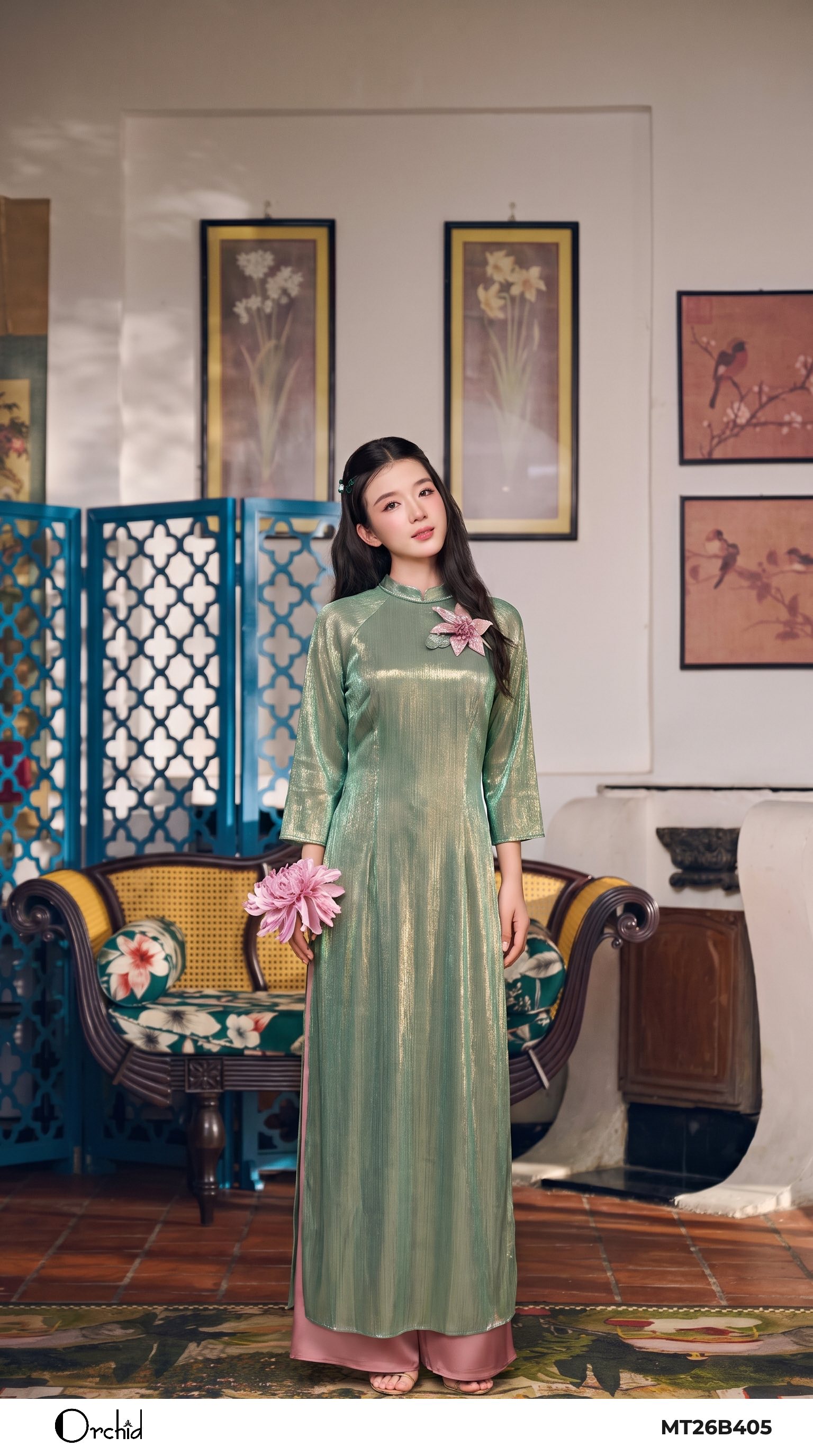 MT26B405 - Bộ áo dài lụa ánh kim