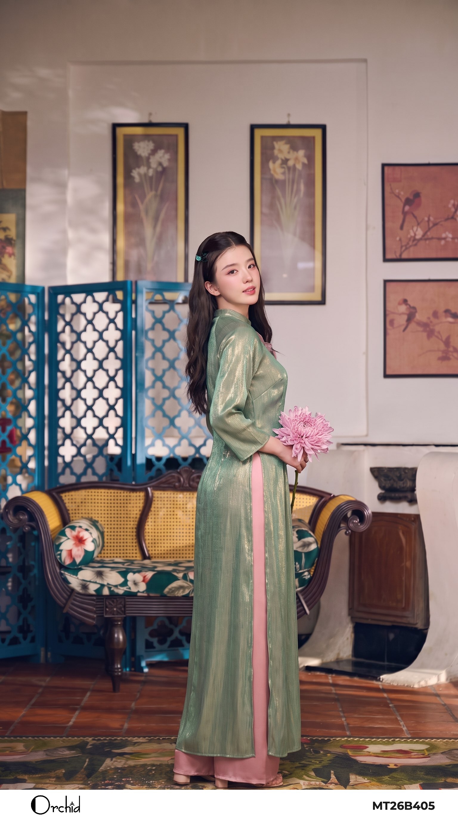 MT26B405 - Bộ áo dài lụa ánh kim