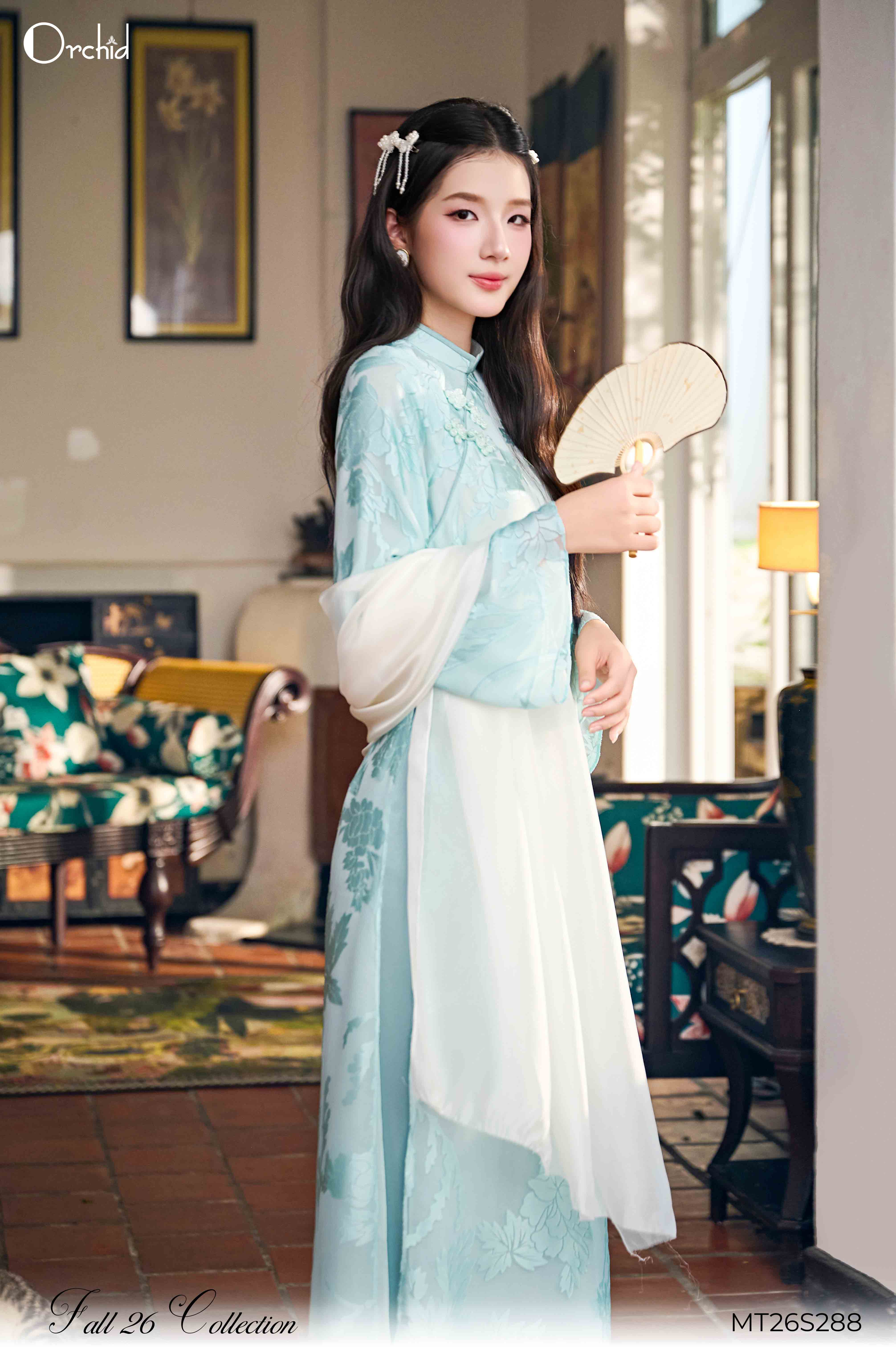 MT26S288 - Bộ áo dài tơ dập họa tiết nổi