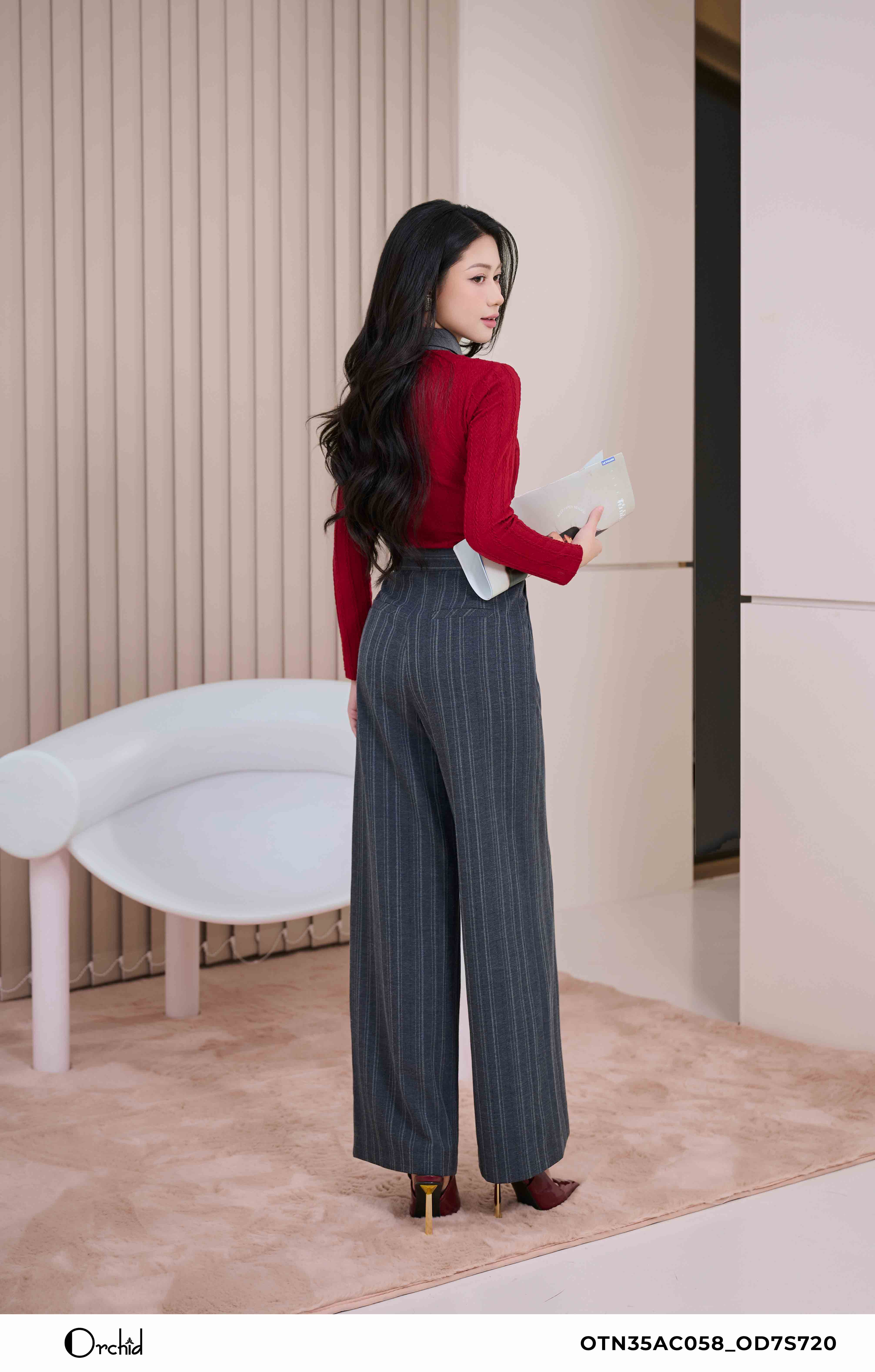 OD7S720 - Quần twill silk kẻ