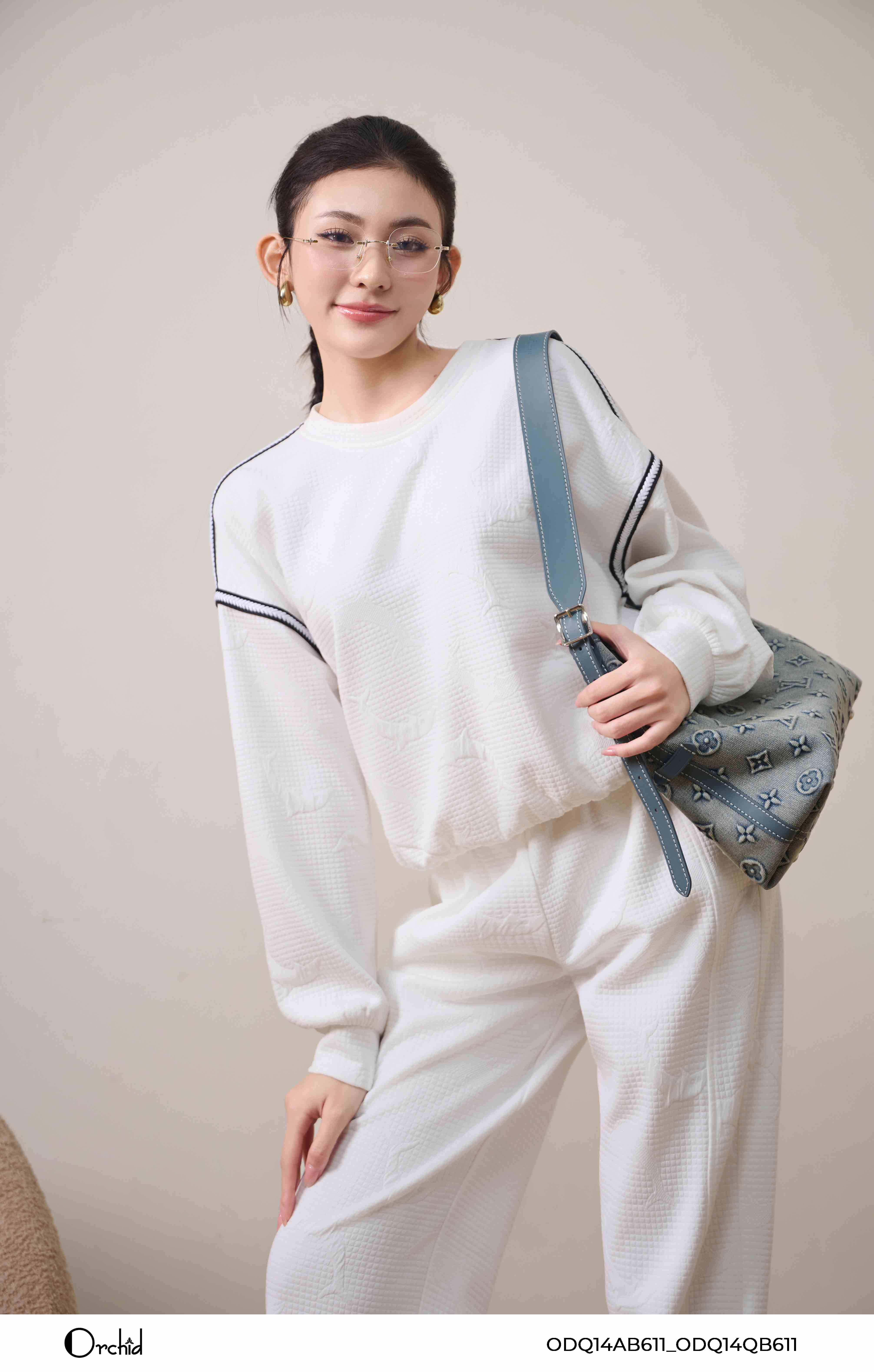 ODQ14AB611 - Bộ Umi xốp kẻ họa tiết cá heo