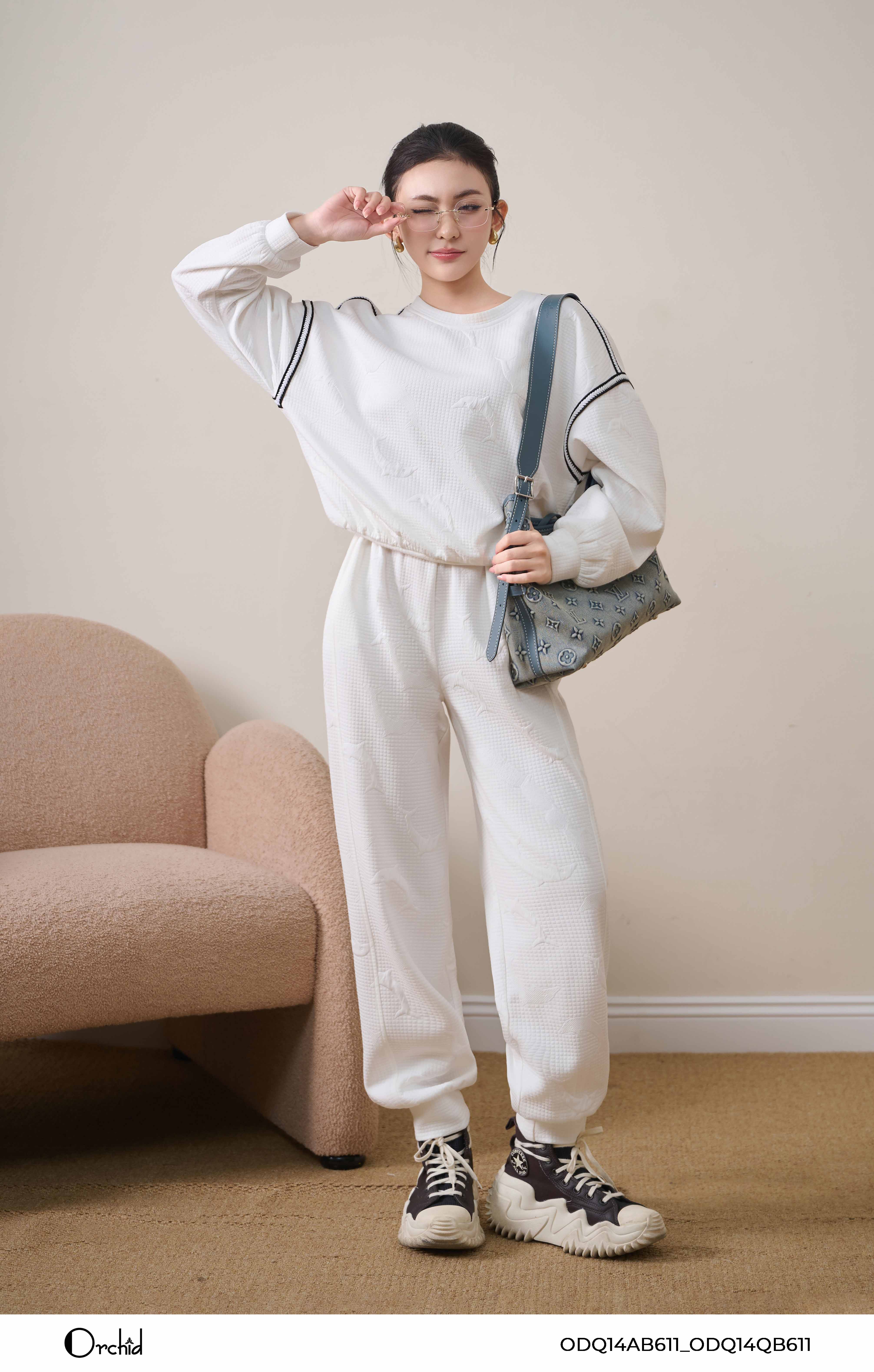 ODQ14AB611 - Bộ Umi xốp kẻ họa tiết cá heo