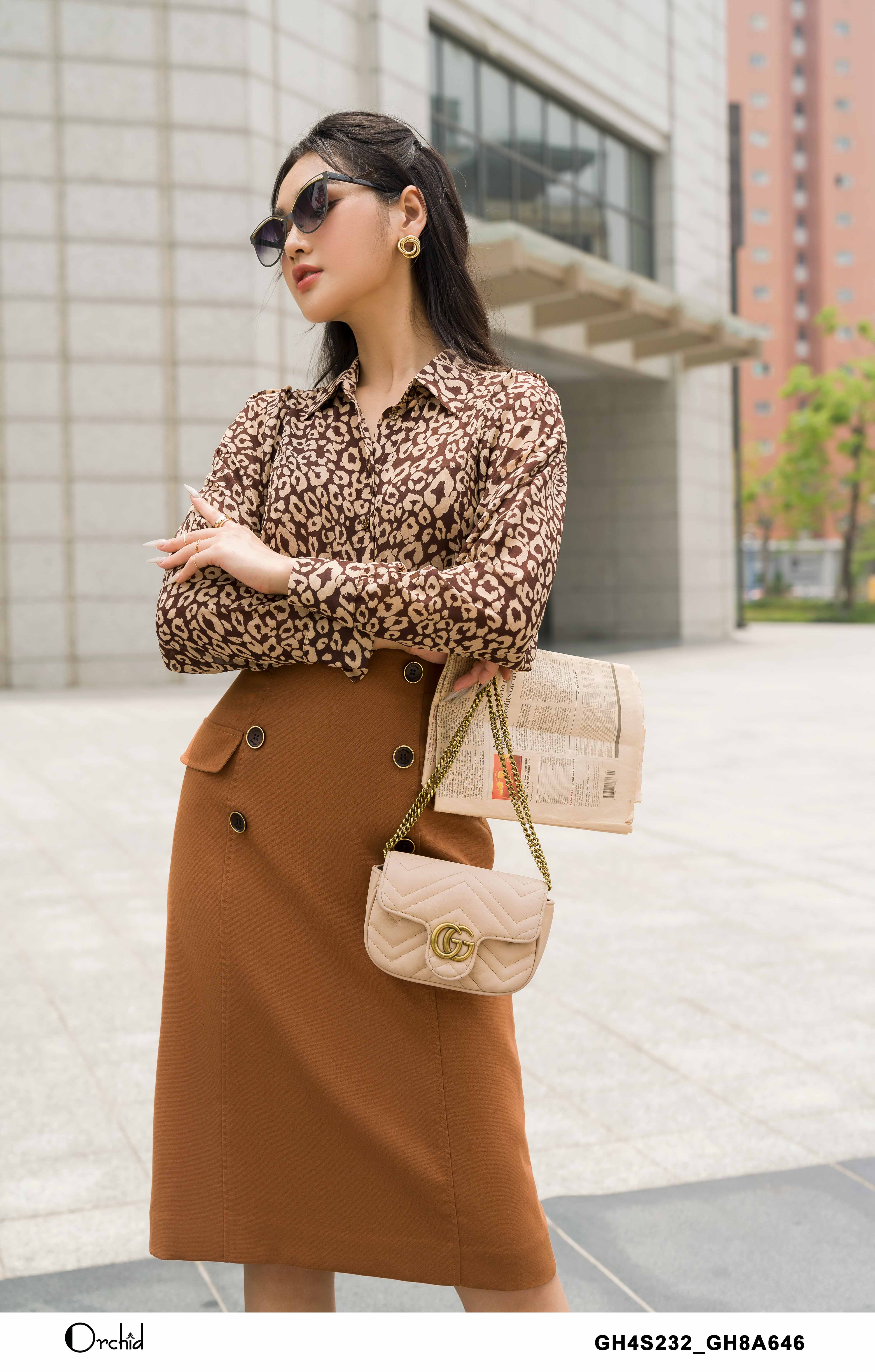 Đầm Xoè Hoa Tone Nâu Cổ V Tay Phồng Lụa Ánh Kim Cao Cấp Lealia Dress - Đầm  Quỳnh Anh Luxury Fashion