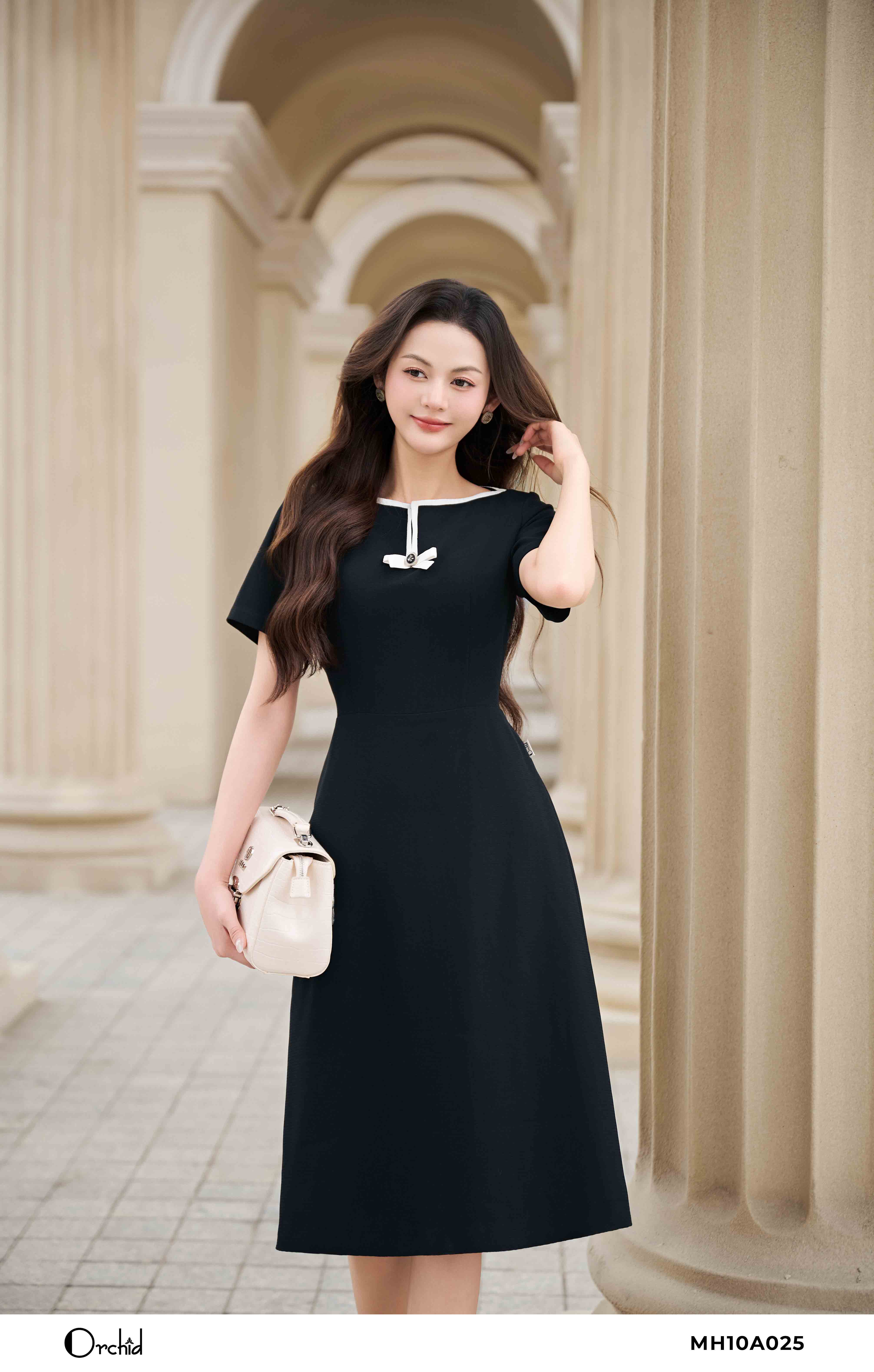 MH10A025-Dam-twill-silk-1.jpg?v=1772606532