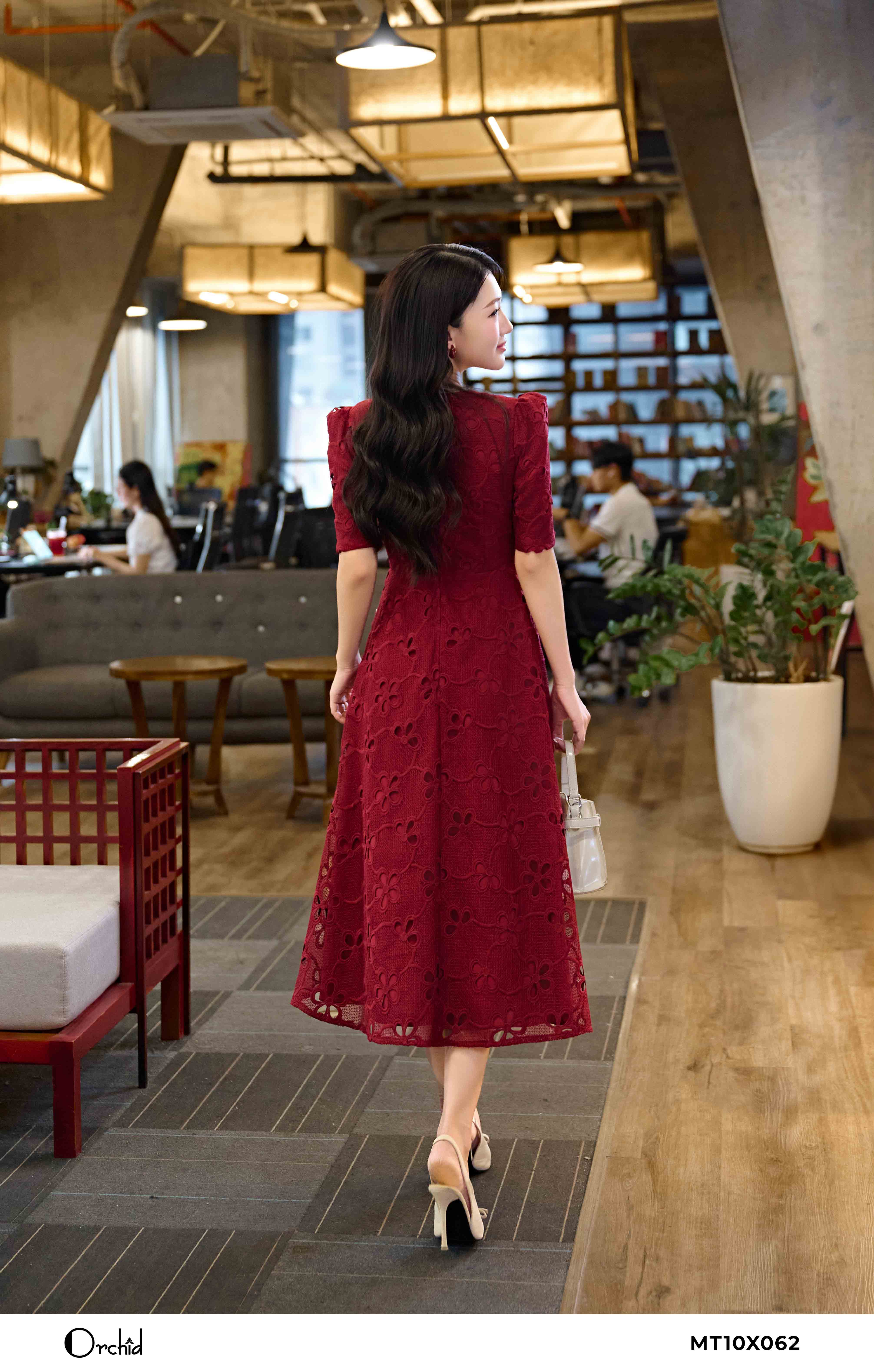 MT10X062 8.JPG
