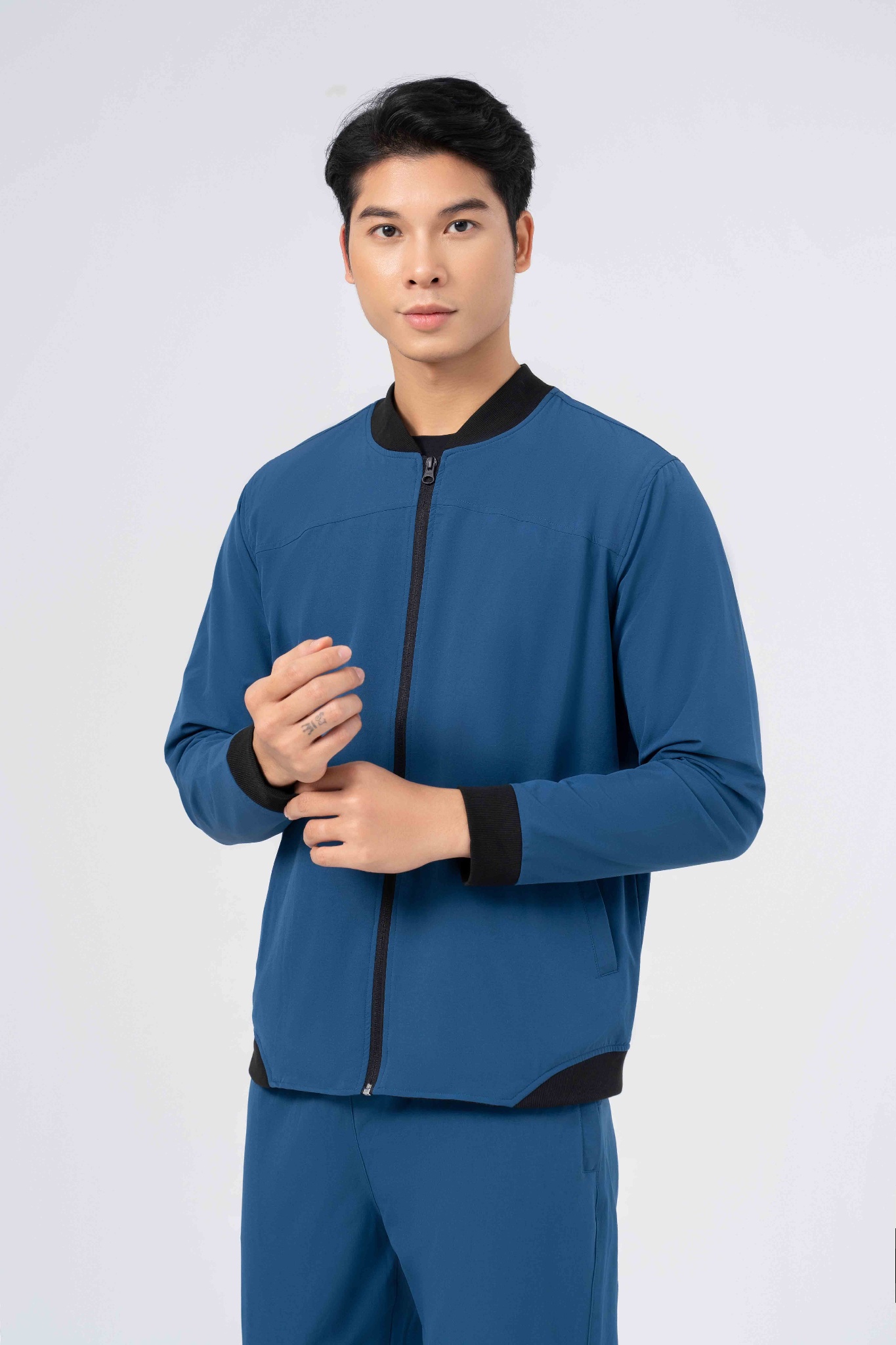 Bộ gió nam cổ bomber 23KBT40 Blessing