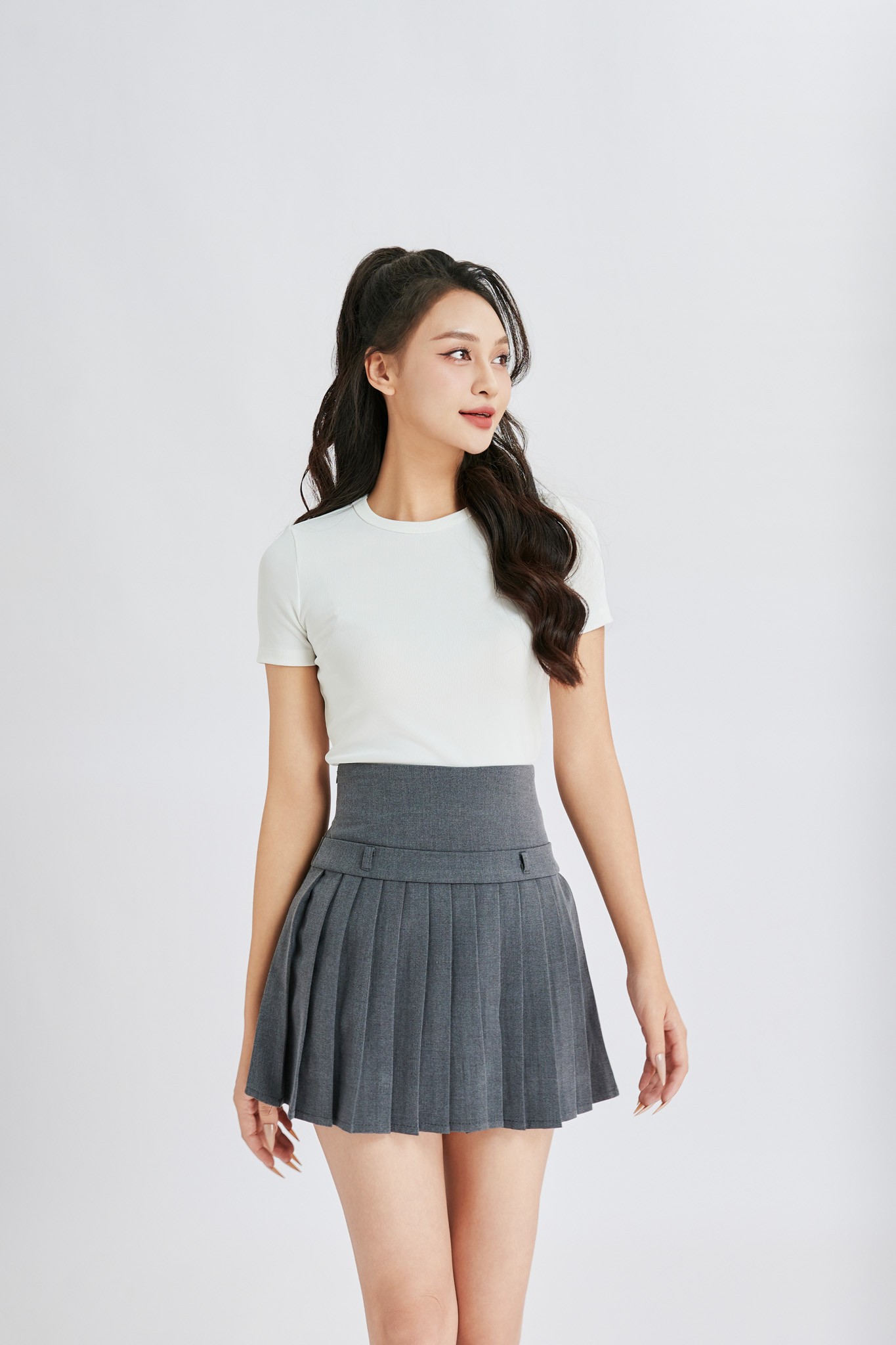 Áo phông nữ cổ tròn croptop 24H-08, By and By