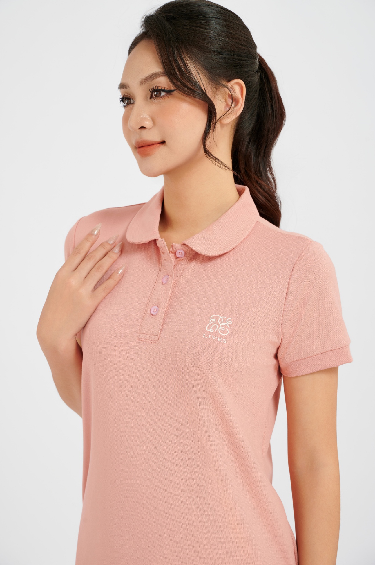 Váy polo nữ thêu họa tiết 24H-50, By and By