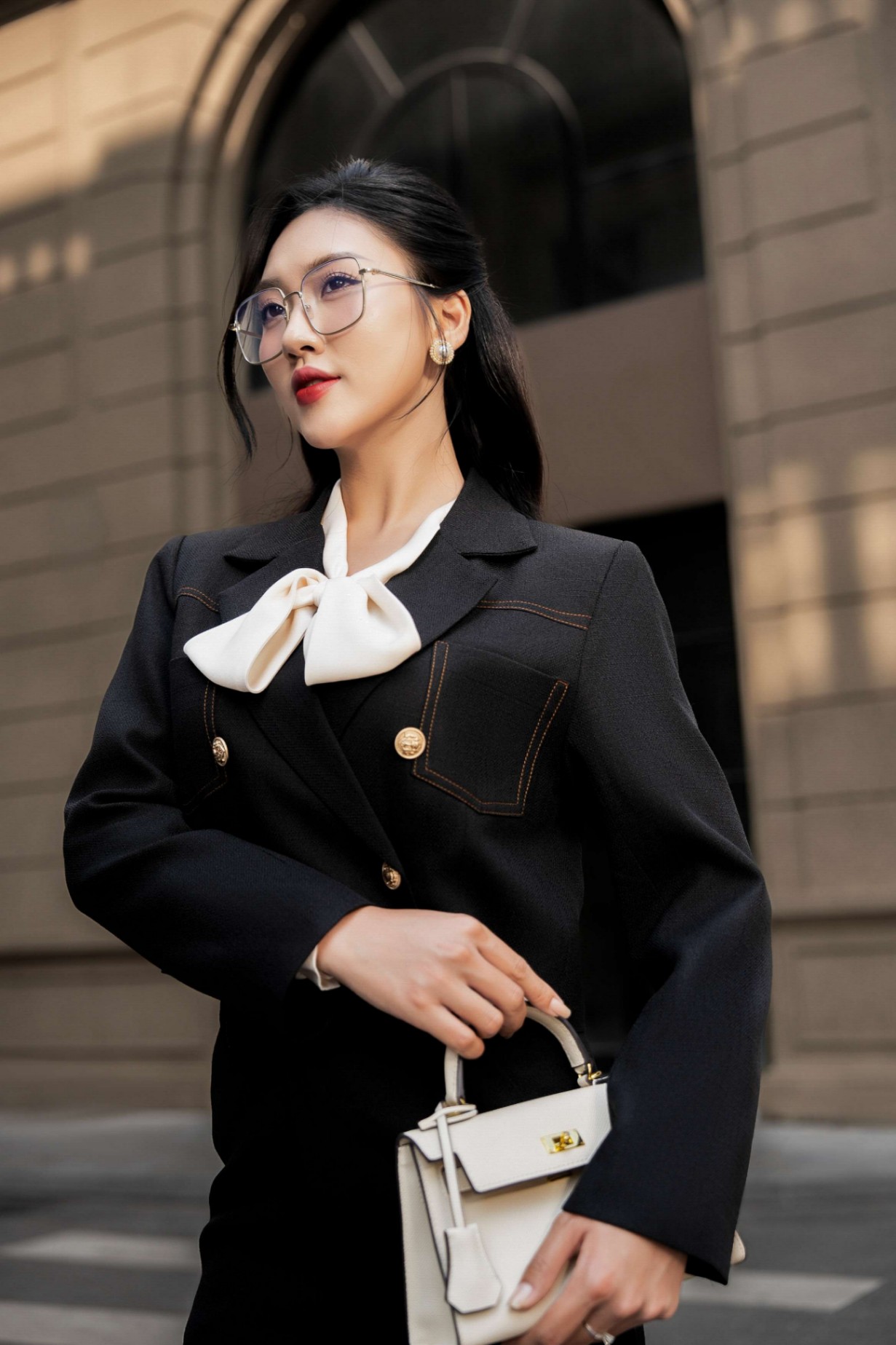 Áo Blazer nữ trần chỉ 24CH149, Blessing