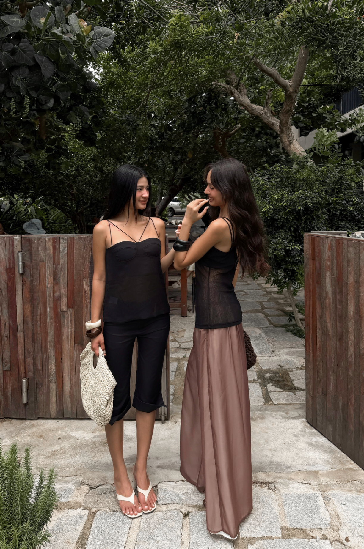 FB_Mood bestie_Kim Ny + Giang 03.png
