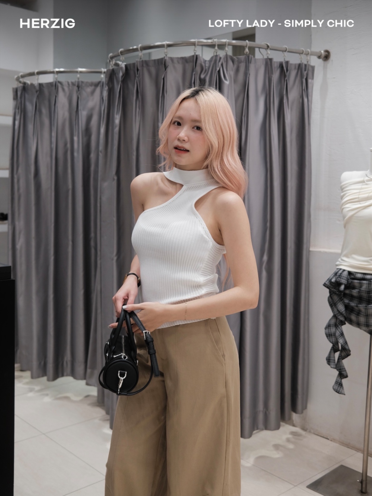 Áo thun gân cổ lệch dây dài sát nách
