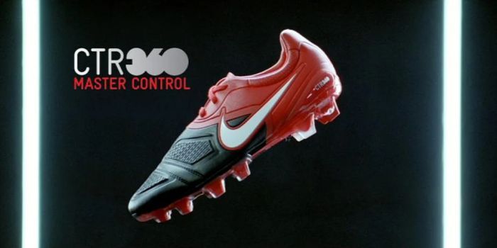 Nike CTR360 - Mẫu giày huyền thoại dành cho xu hướng kiểm soát bóng