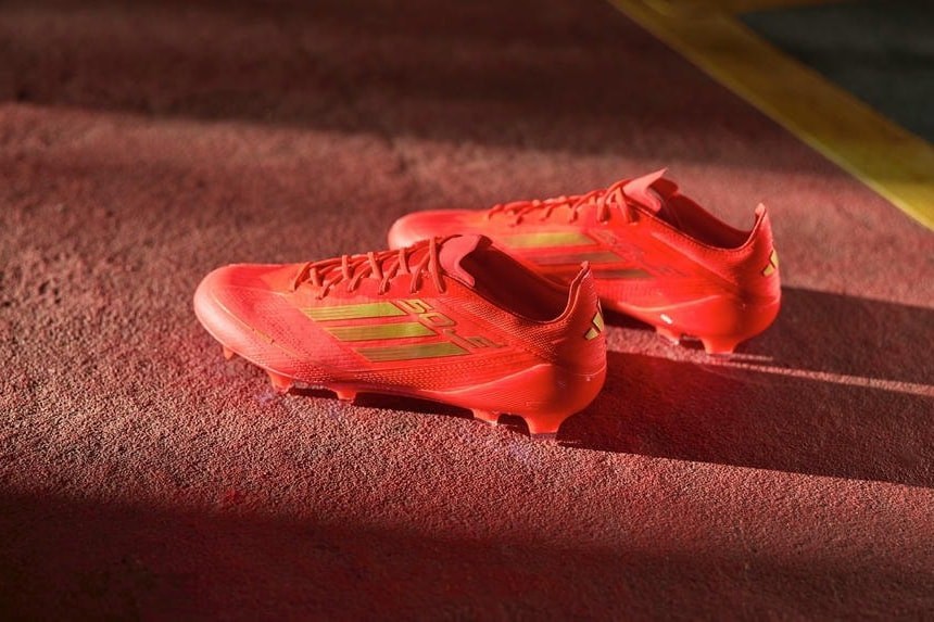 Adidas F50 Two Horizons: Biểu Tượng Của Văn Hóa Và Công Nghệ