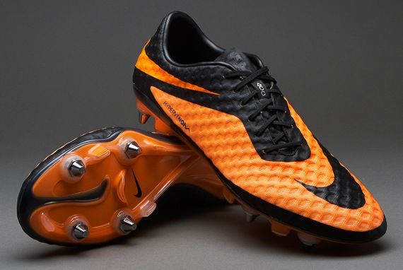 Phối màu đầu tiên của Hypervenom 1