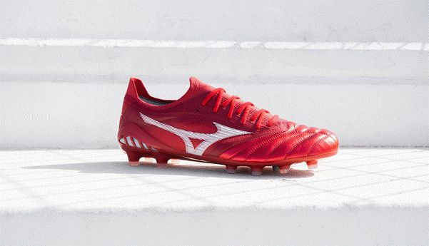 Mizuno Morelia Neo 3 Beta Passion Red Pack 3