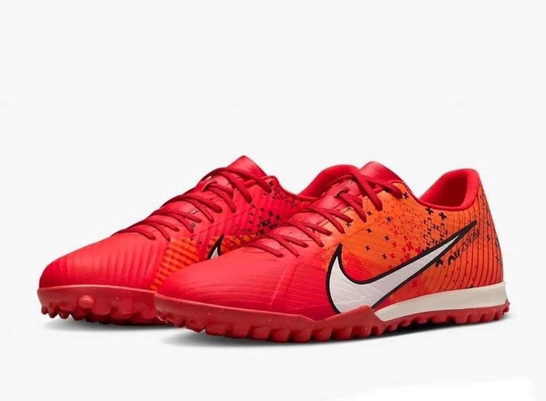 Nike Mercurial MDS 007 với hai phiên bản Vapor 15 và Superfly 9 Academy TF 2