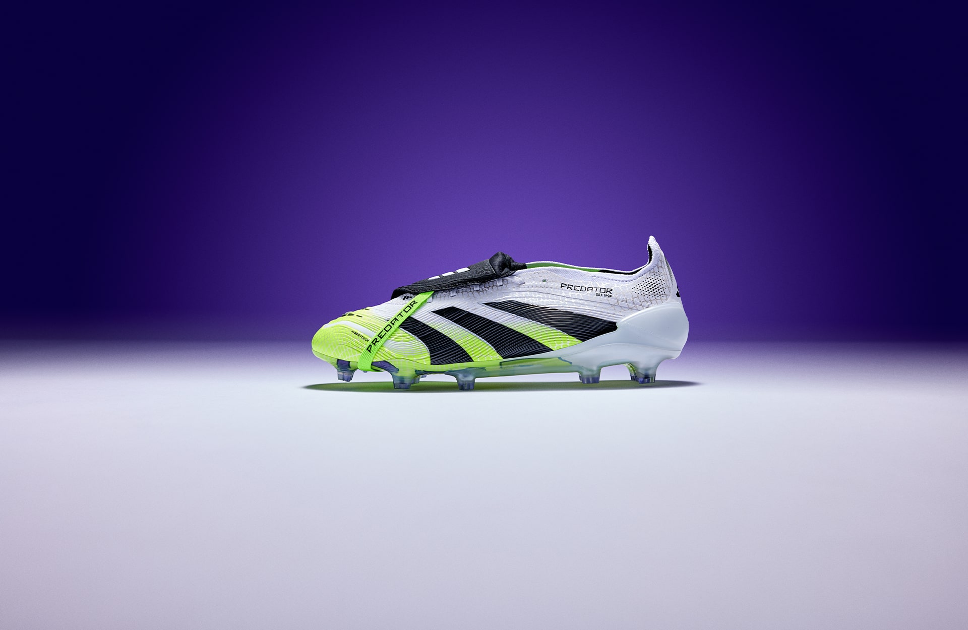 Predator 25  Radiant Blaze Pack