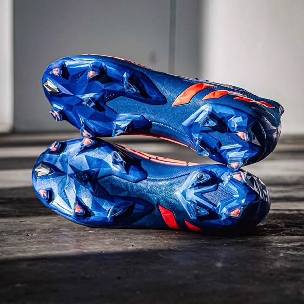 Đánh giá chi tiết Adidas Predator Edge