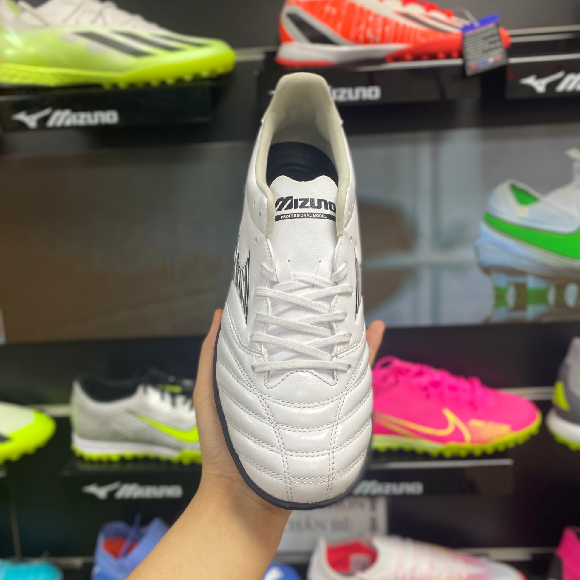 Mizuno Morelia Neo IV Pro AS (Neo 4) Trắng/Đen P1GD233409