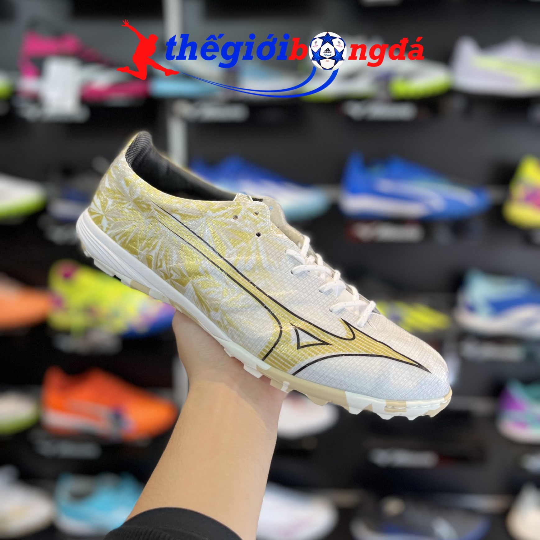 Mizuno alpha pro as tf prism gold - white/gold/black p1gd246450