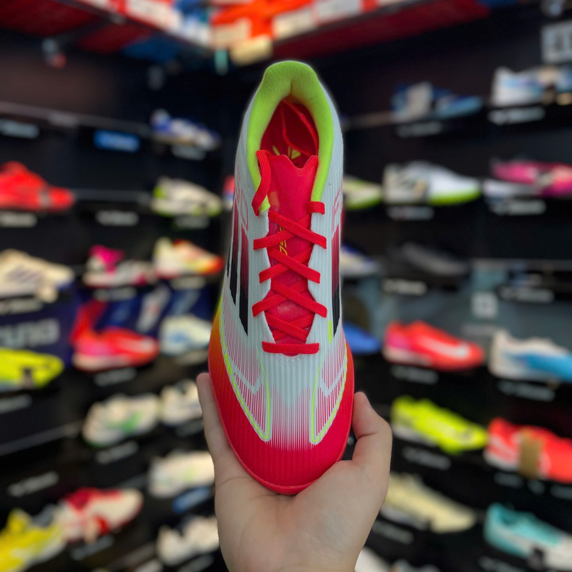 Adidas F50 League TF - Trắng/đỏ - IE1231