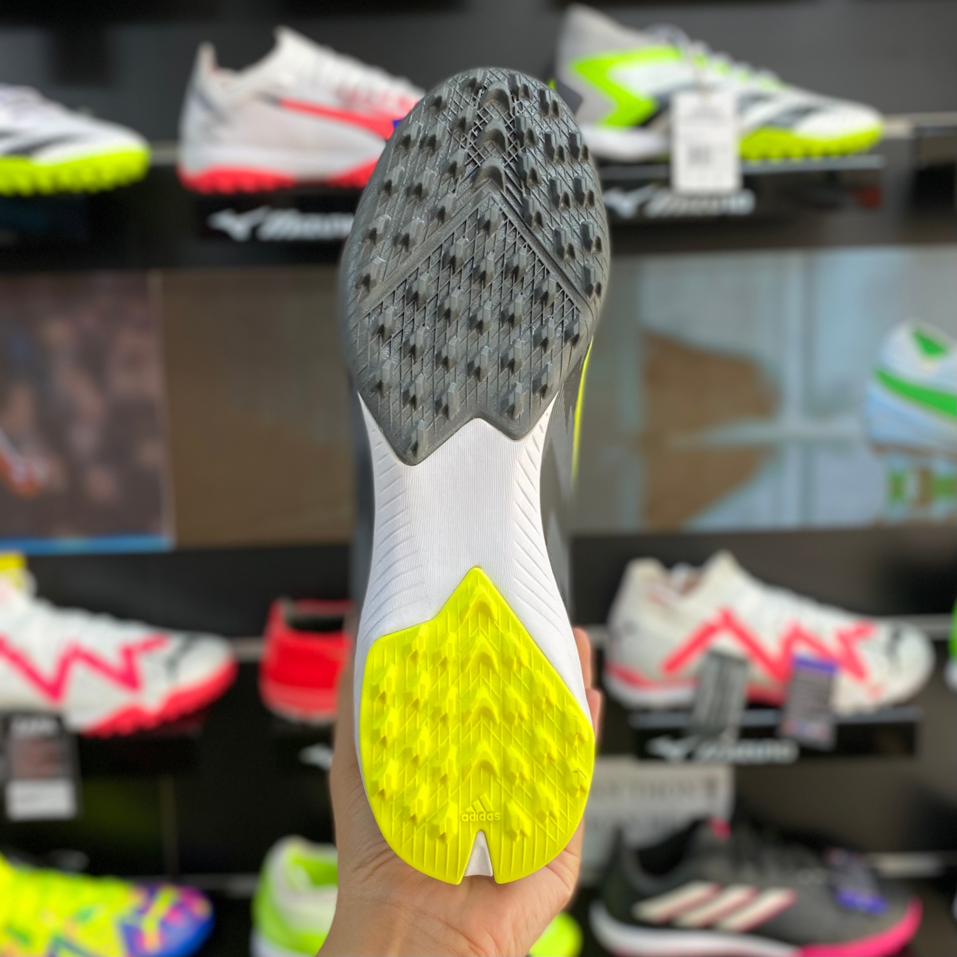 Đế giày Adidas X CrazyFast INJ.3 TF ĐenXanh neon - IG0767