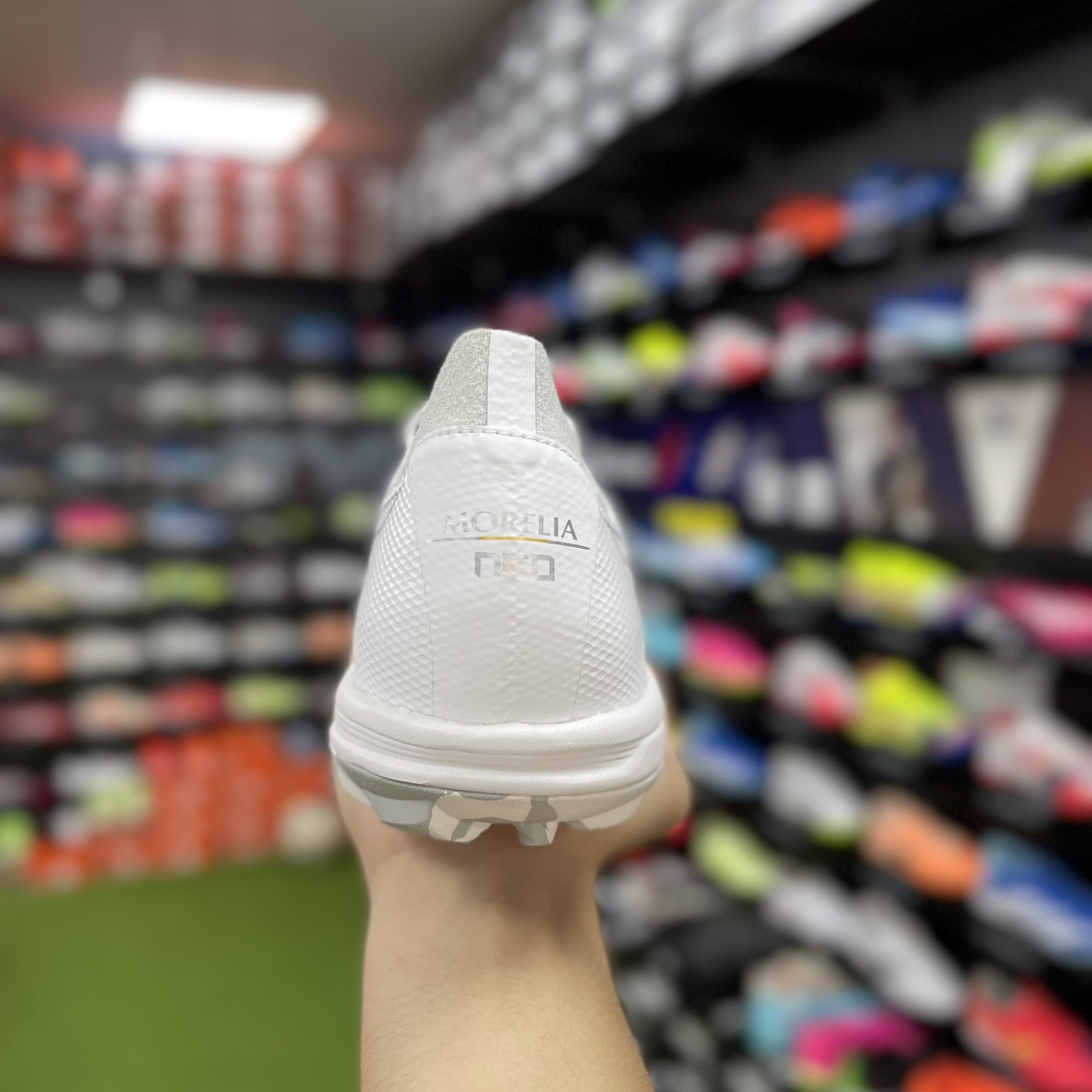 Gót giày Mizuno Morelia Neo Sala Beta Japan TF - Trắng/bạc