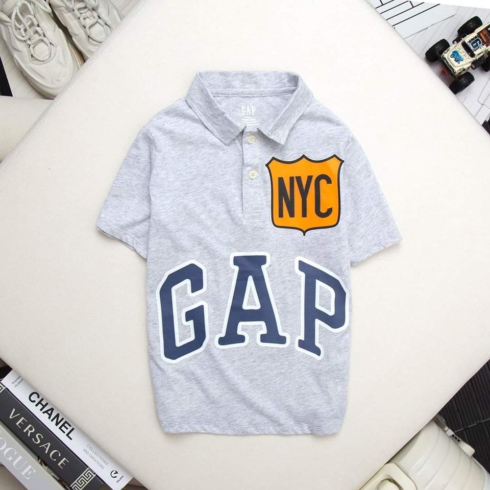 áo xám chữ gap