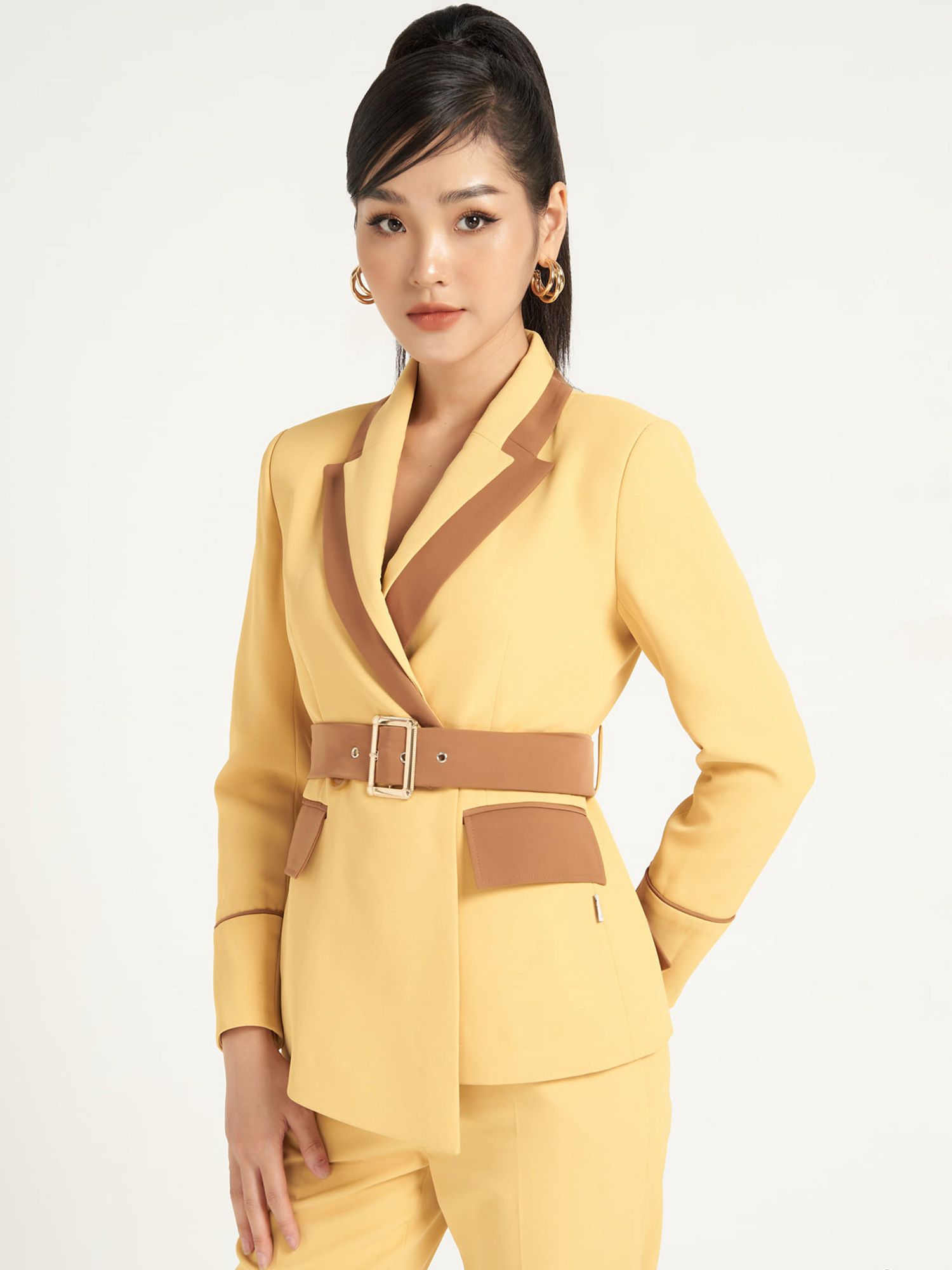 Suit ton - sur - ton là cách mặc suit không bao giờ bị lỗi mốt