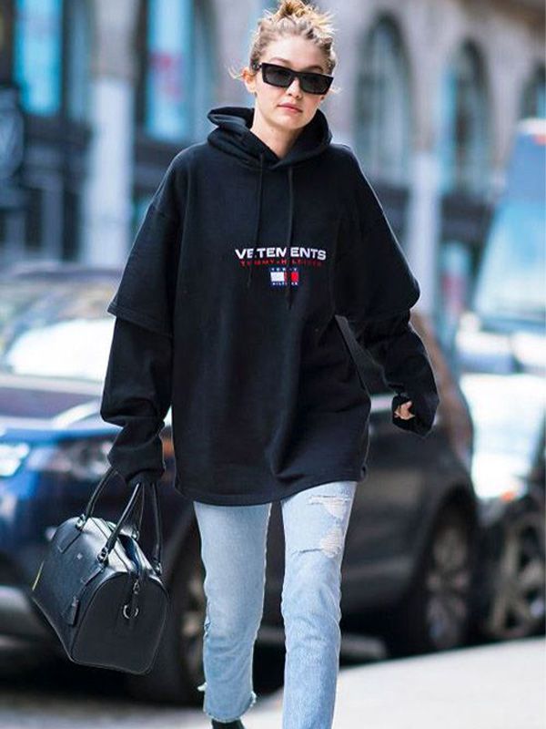 Áo Hoodie phối quần dài